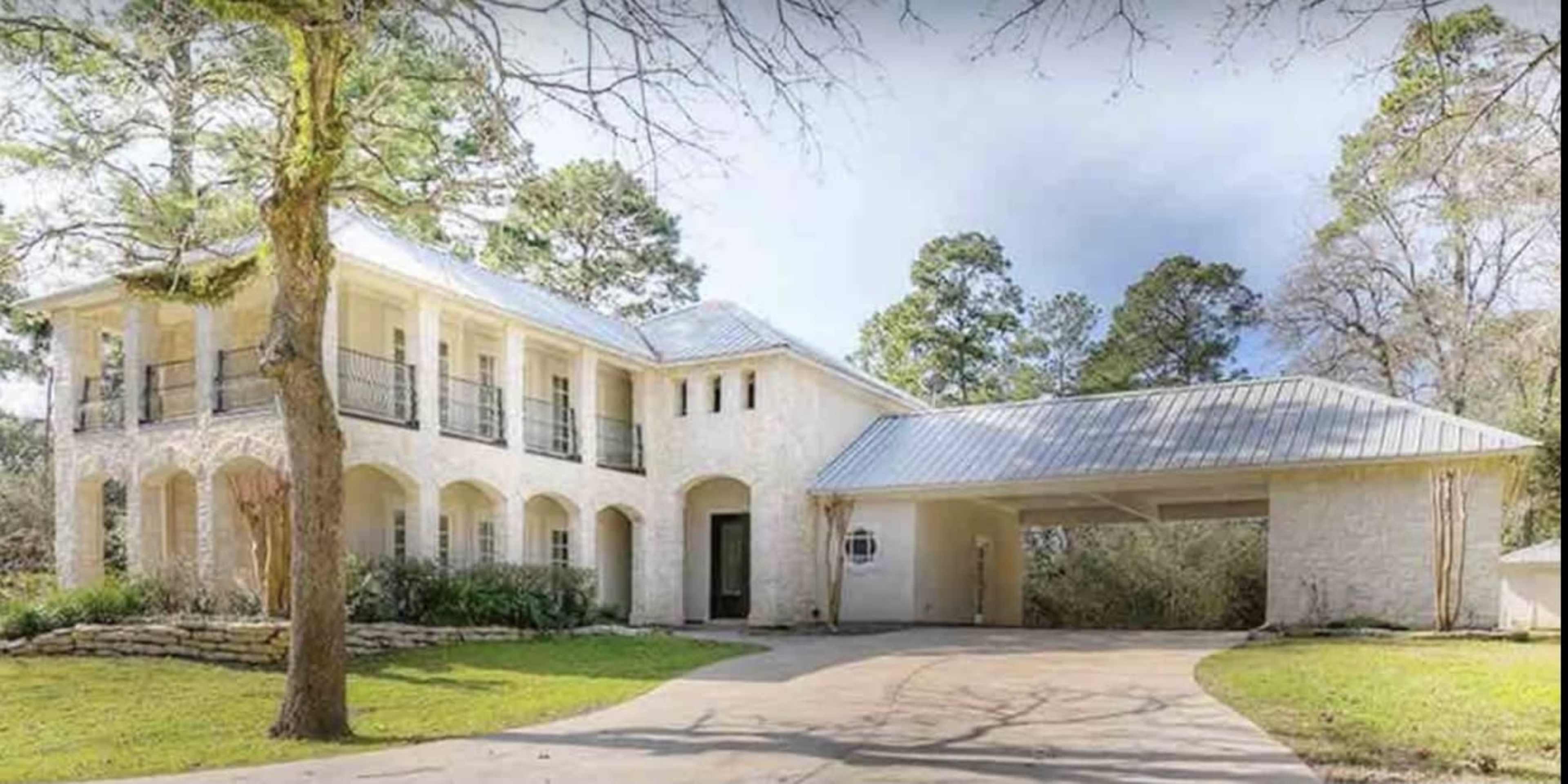 Event Venue with Private Pool Image in , Montgomery, TX