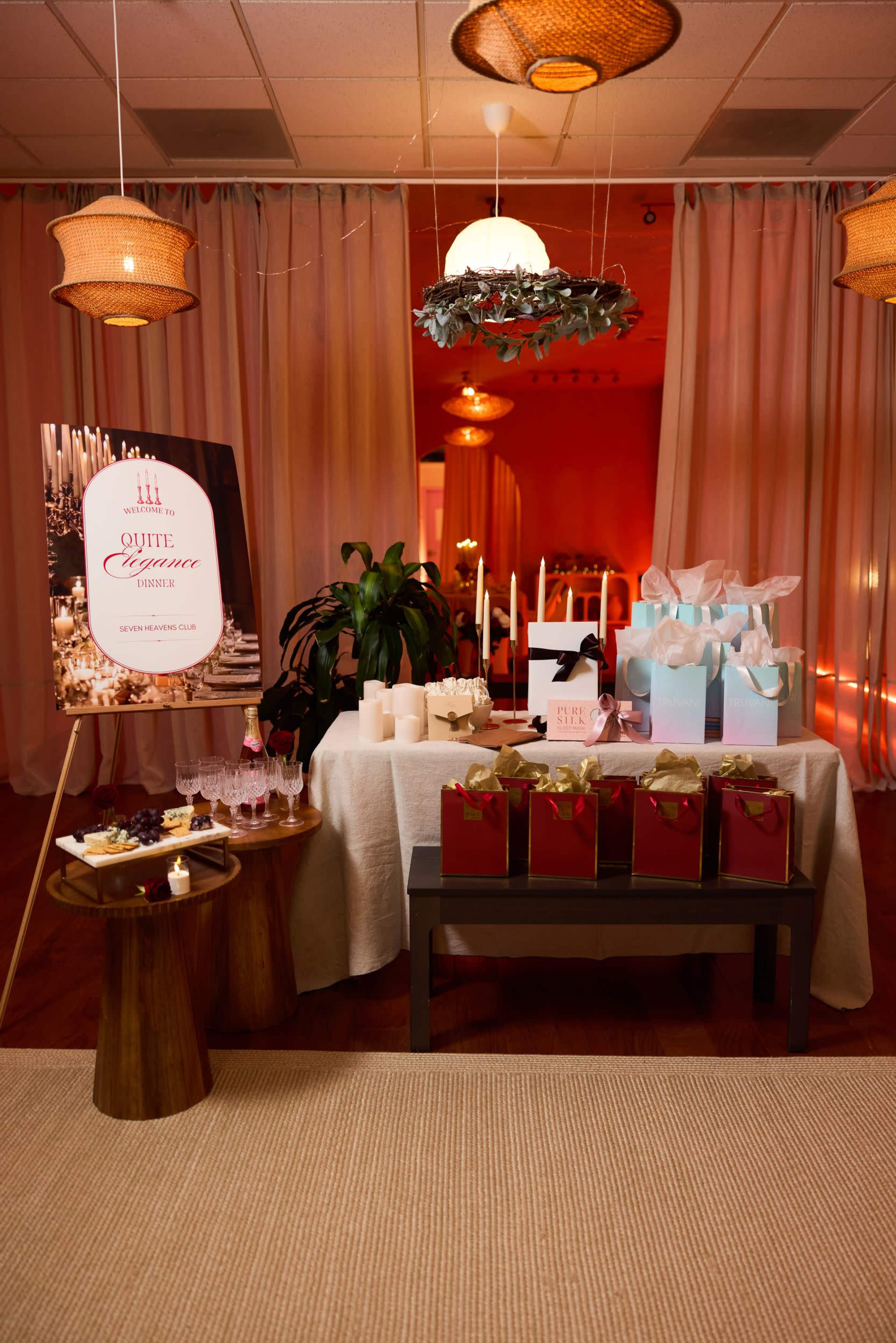 Private Studio with aesthetic vibes Image in Maine Township, Des Plaines, IL