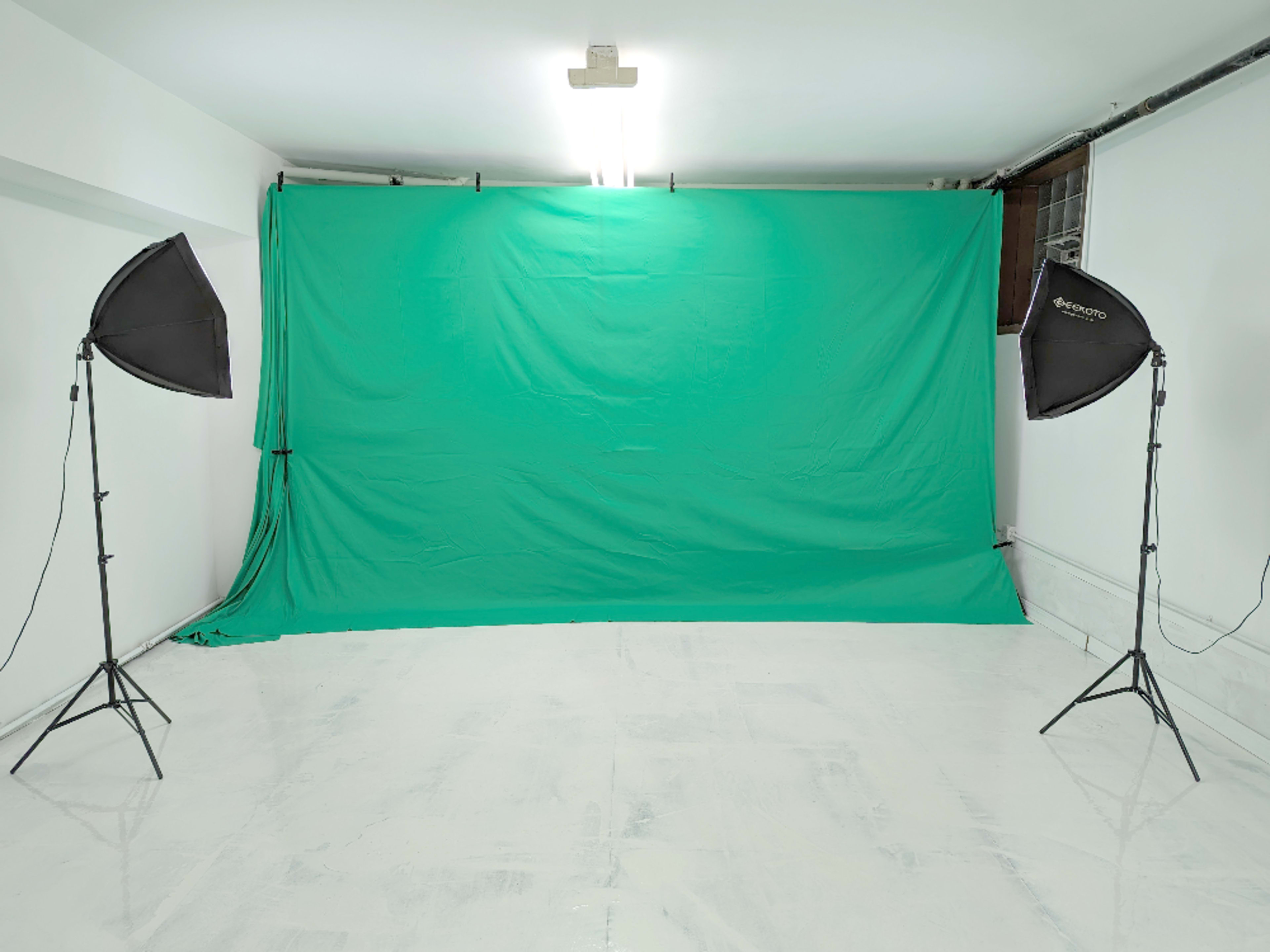 Green screen