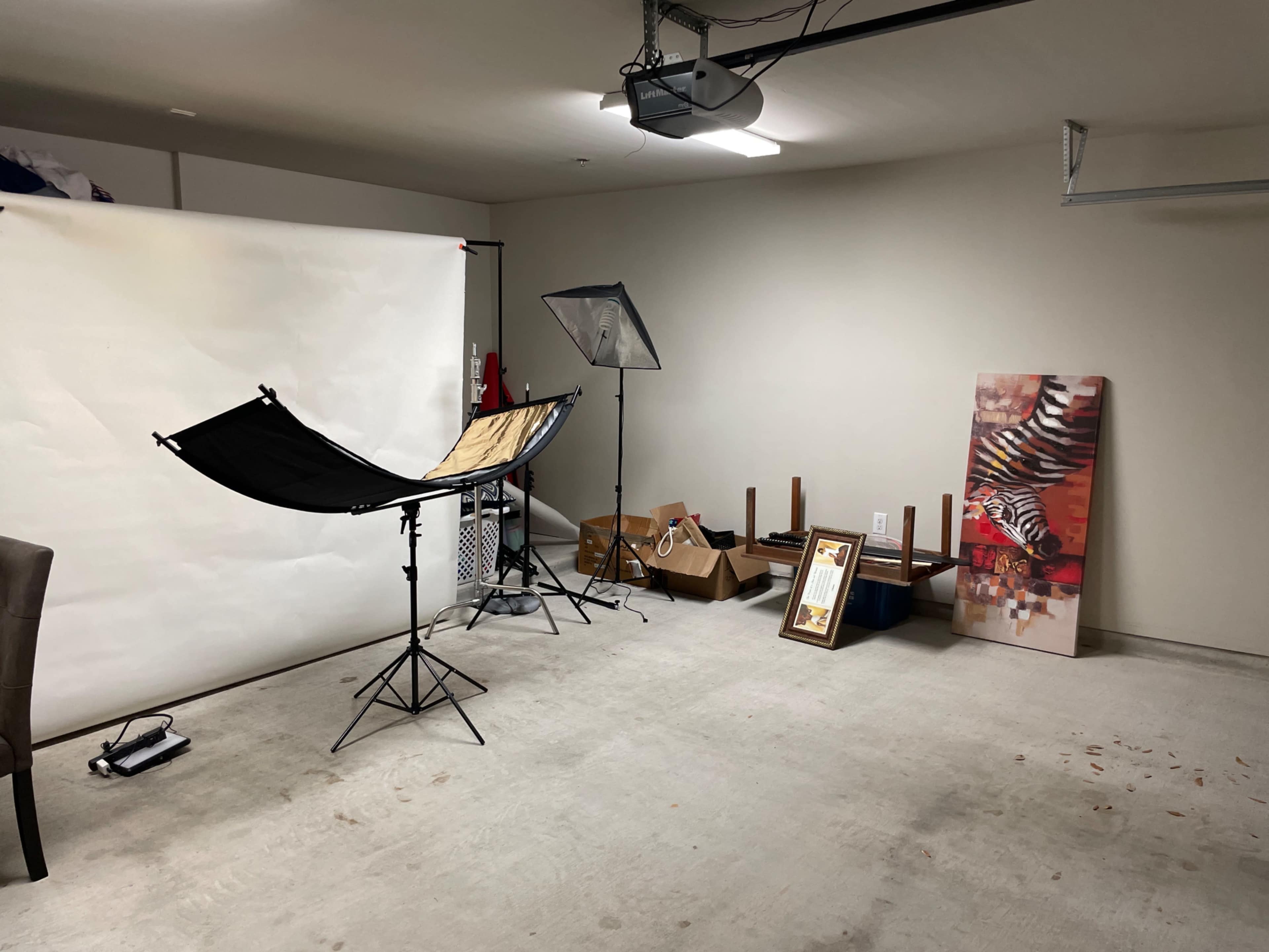 Anime Loft + Multi-Backdrop Garage Studio | Houston Content Space Image in Spring Branch West, Houston, TX