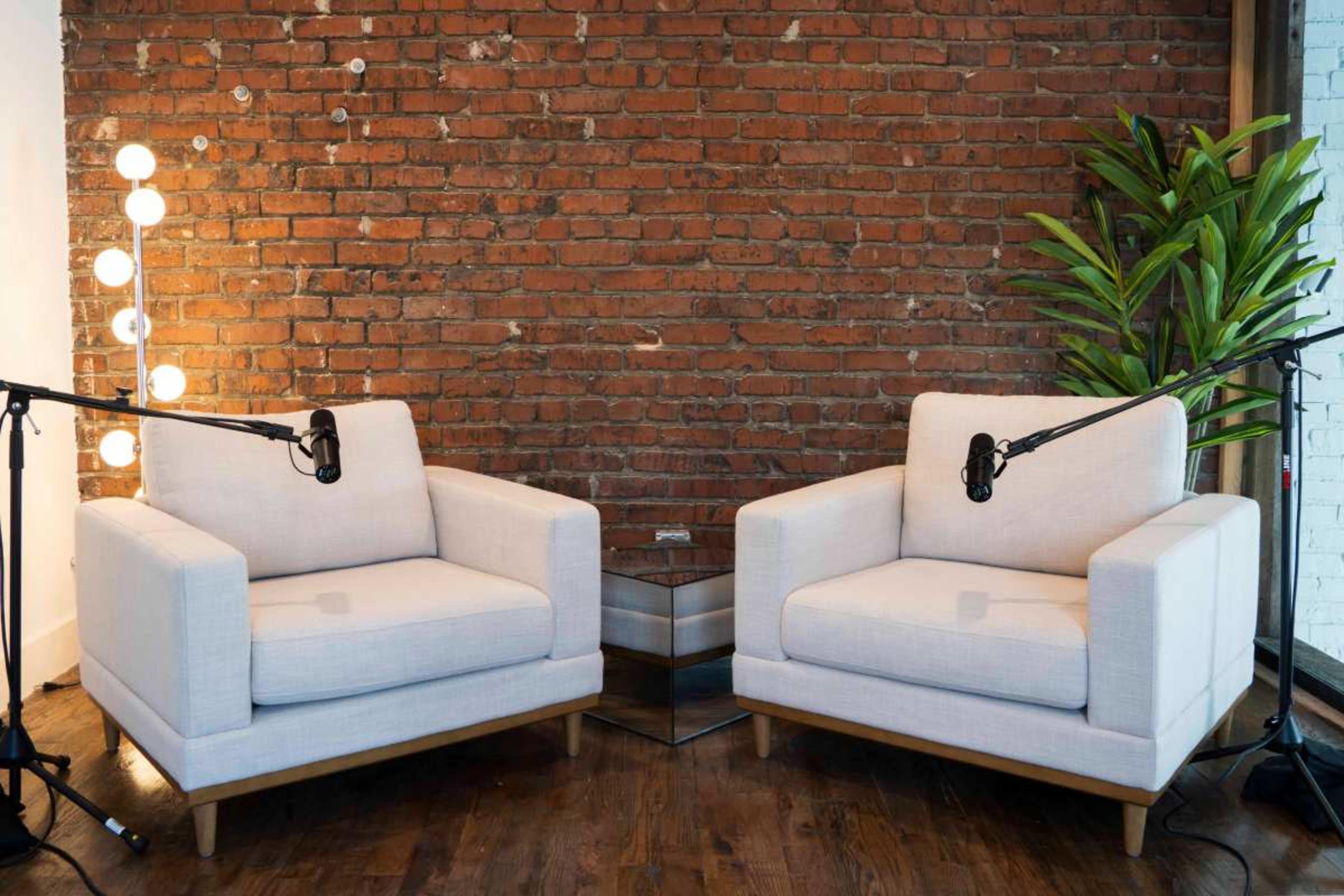 5-in-1 Studio for Photos, Videos, Podcasts, and Meetings Image in Southside Historic District, Chattanooga, TN