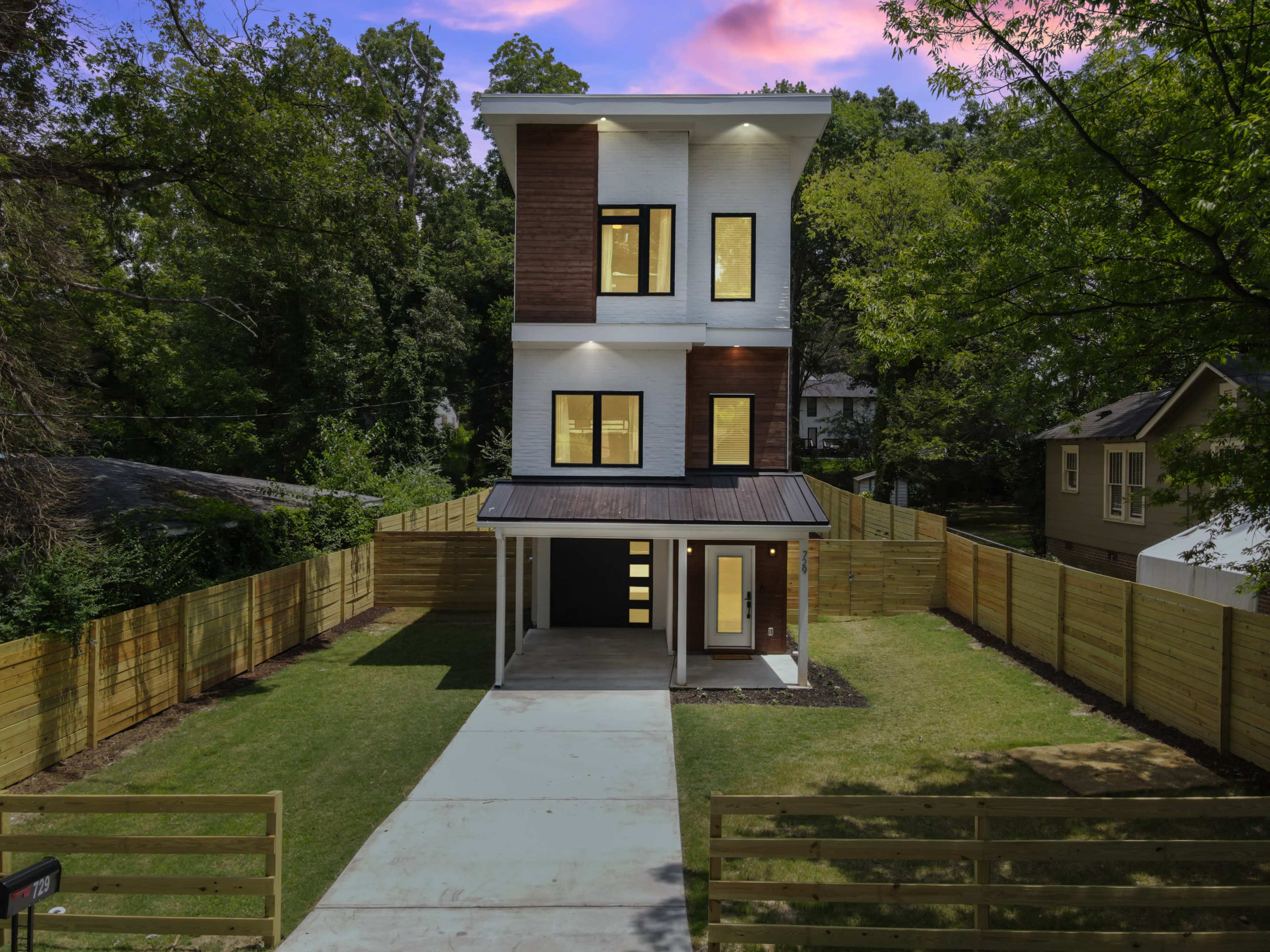 Whimsical Atlanta Retreat Image in Grove Park, Atlanta, GA