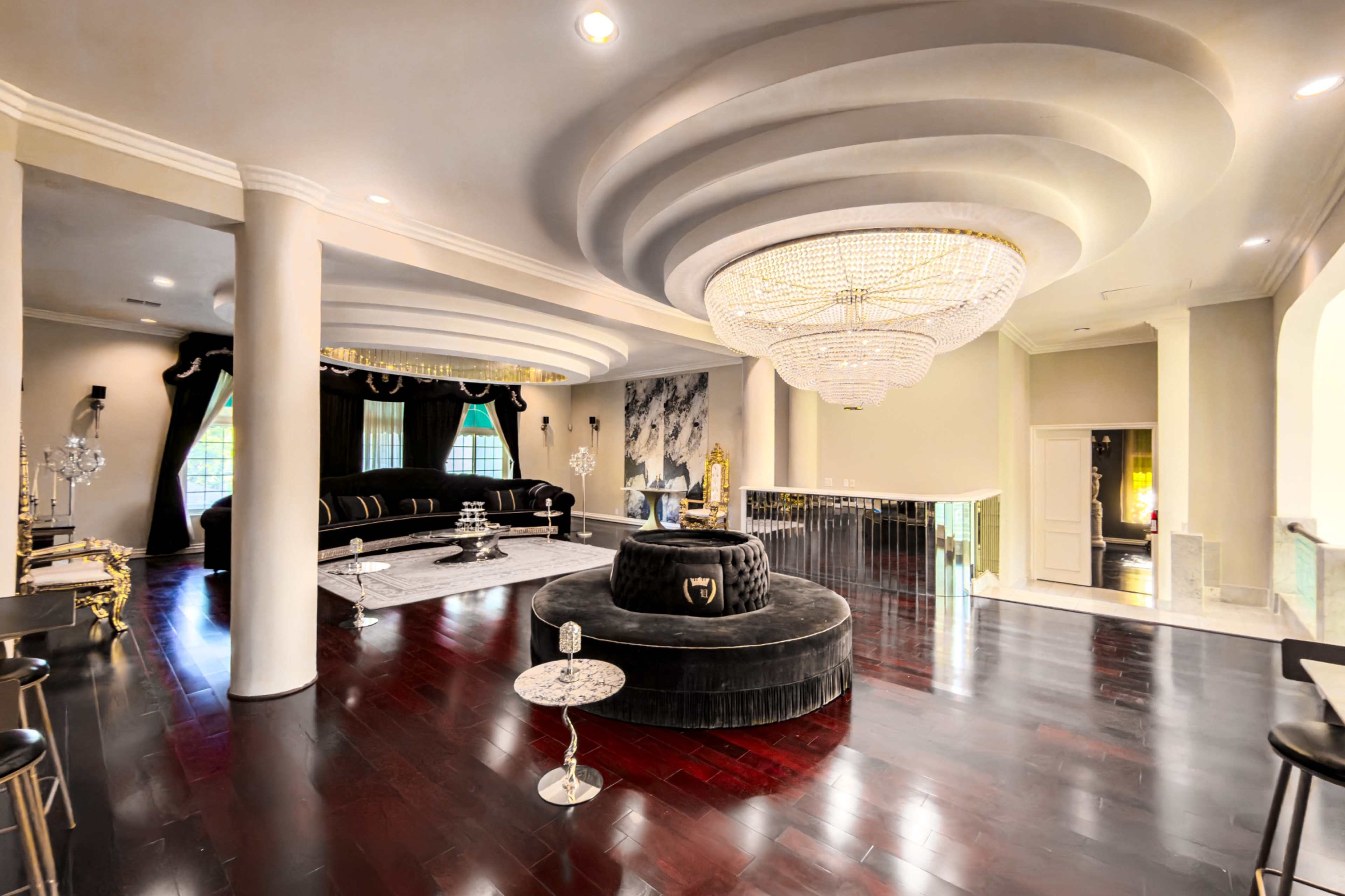 Elvis-Inspired Mansion with Roman Columns, Pool & Ballroom Image in Northridge, Northridge, CA
