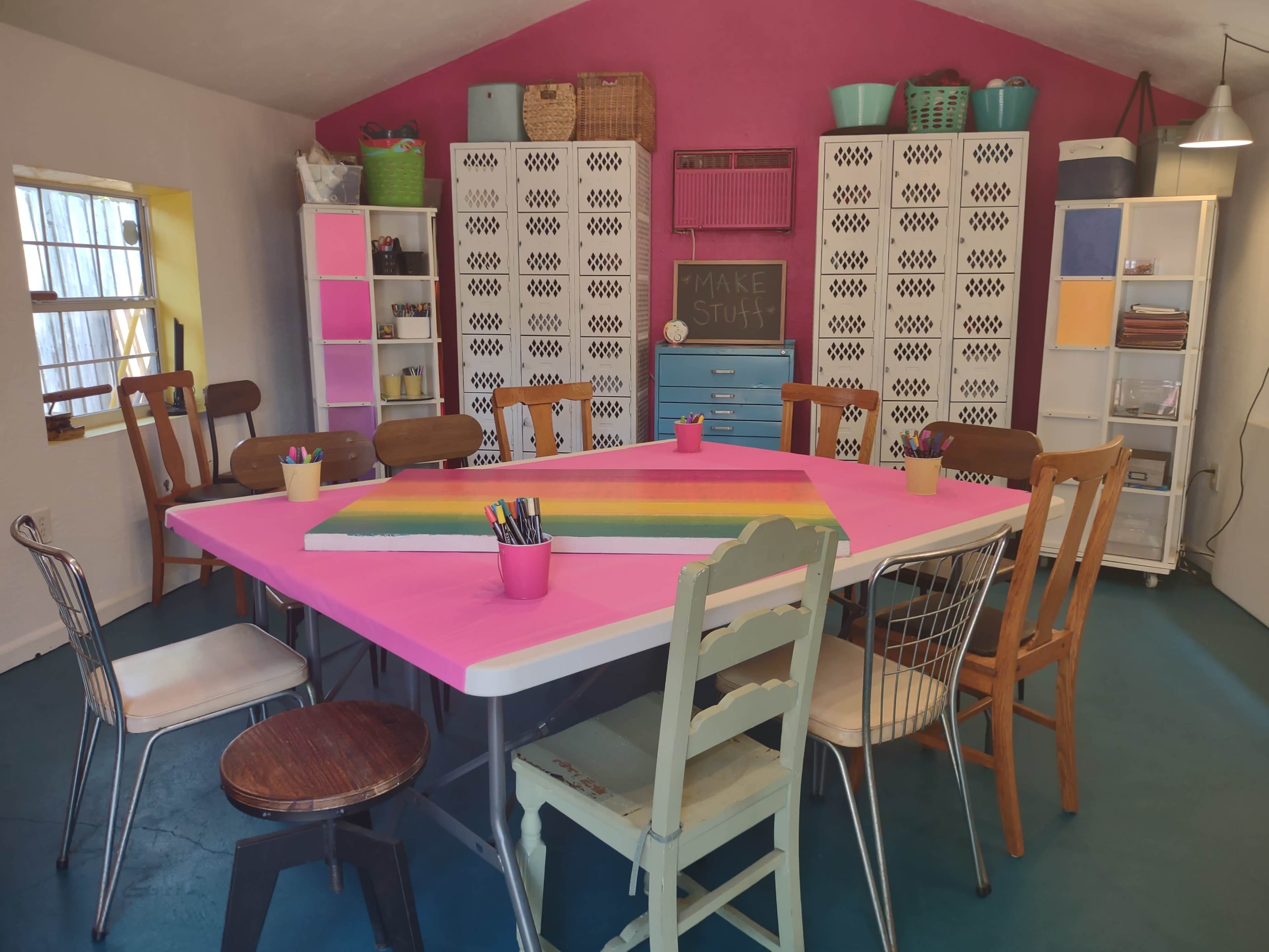 charming, vintage cottage with detached art studio Image in Gulfport, Gulfport, FL