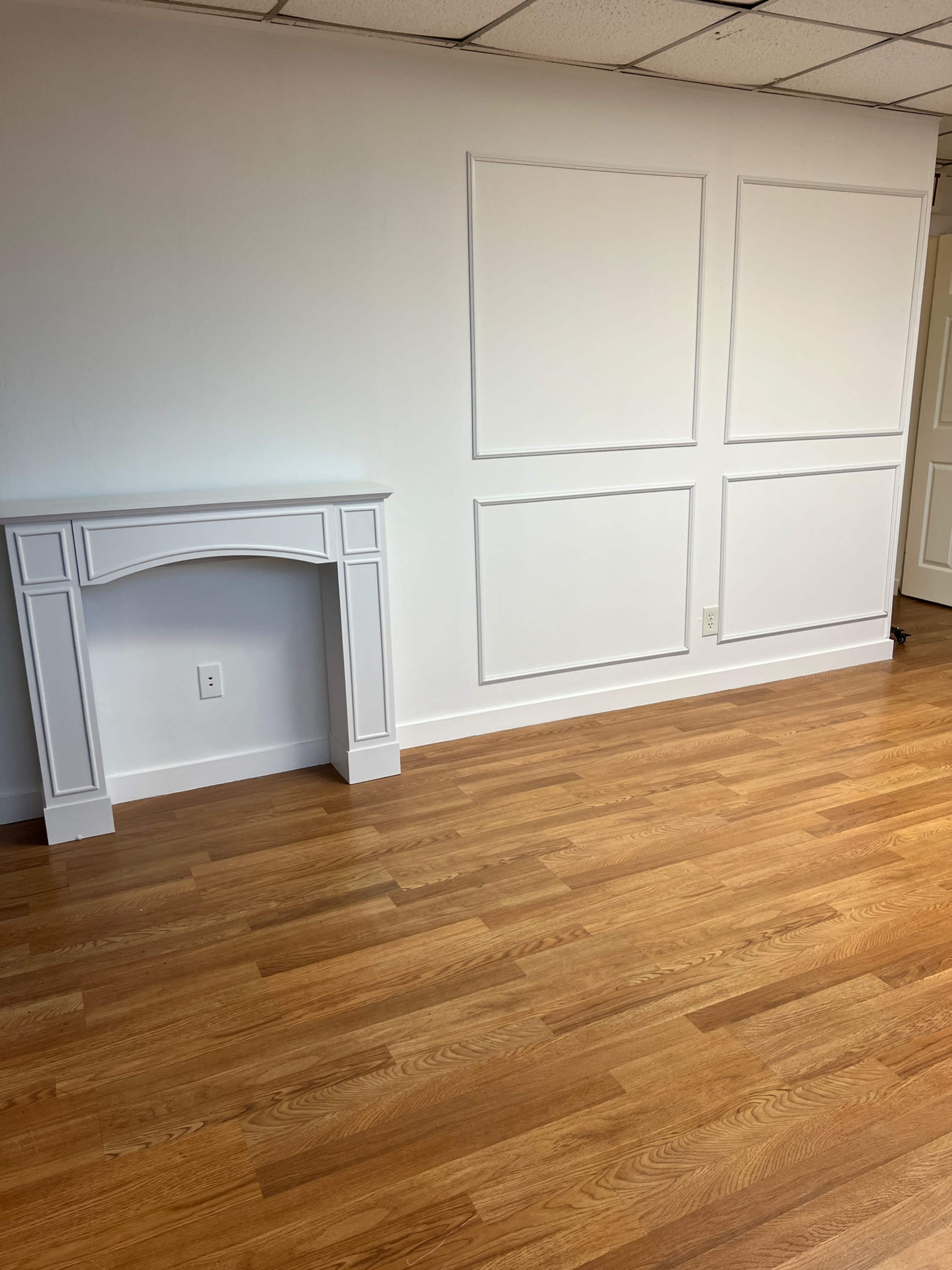 Grace Suite - Luxury Content & Podcast Studio Image in Highland Gardens, Hollywood, FL