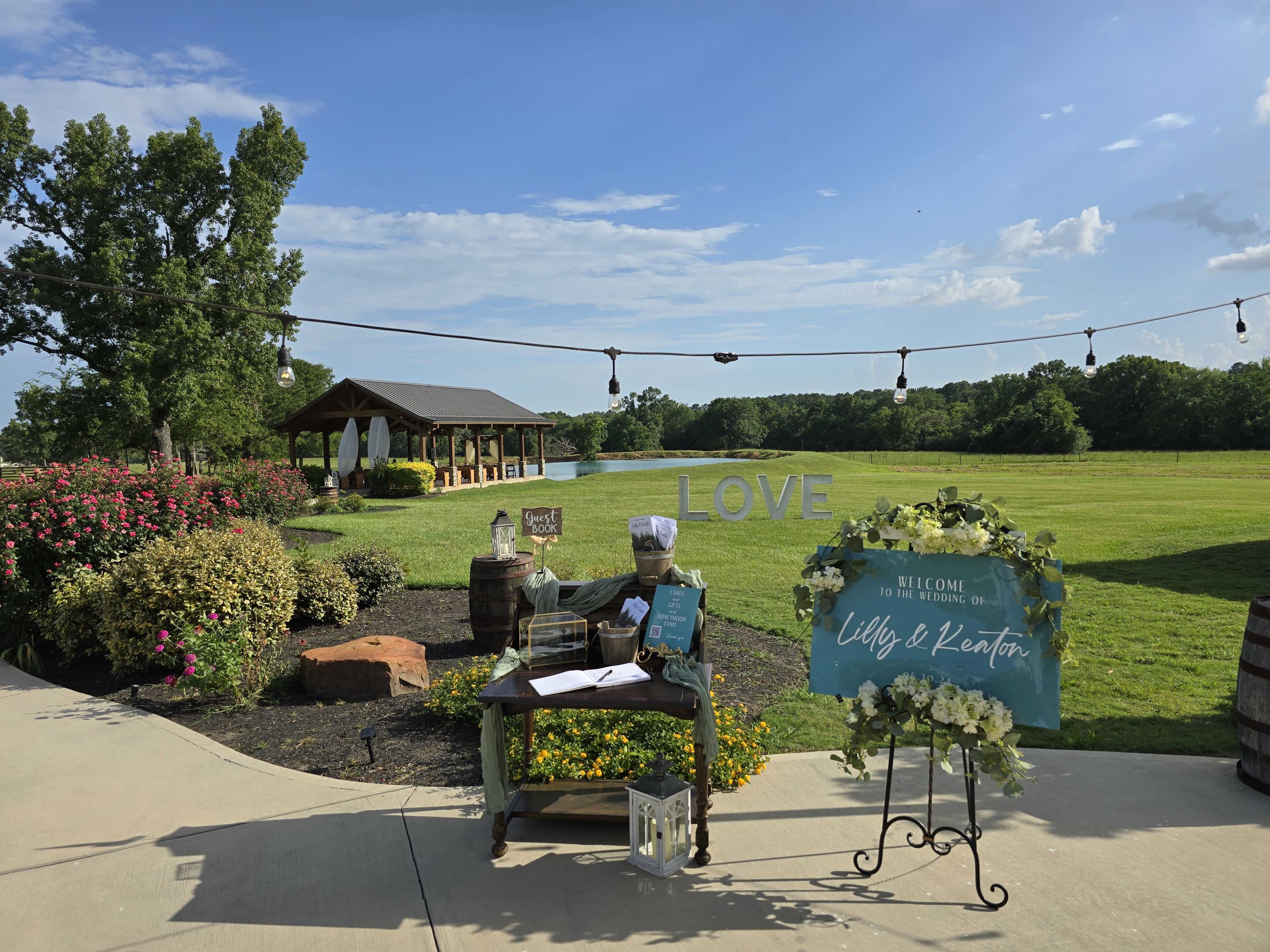 Rustic Elegance Image in , New Waverly, TX