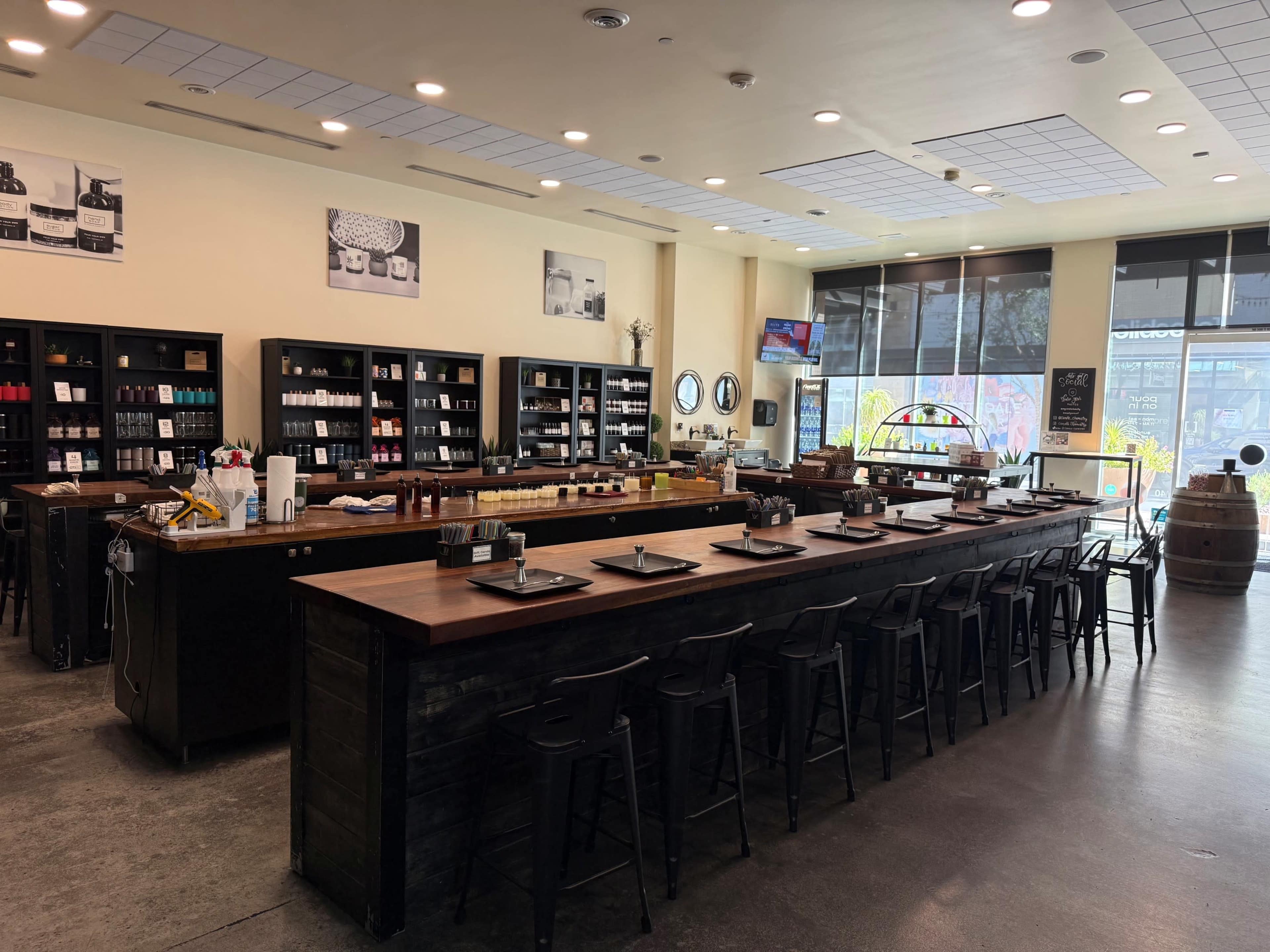 Candle Bar Scottsdale Quarter Image in North Scottsdale, Scottsdale, AZ