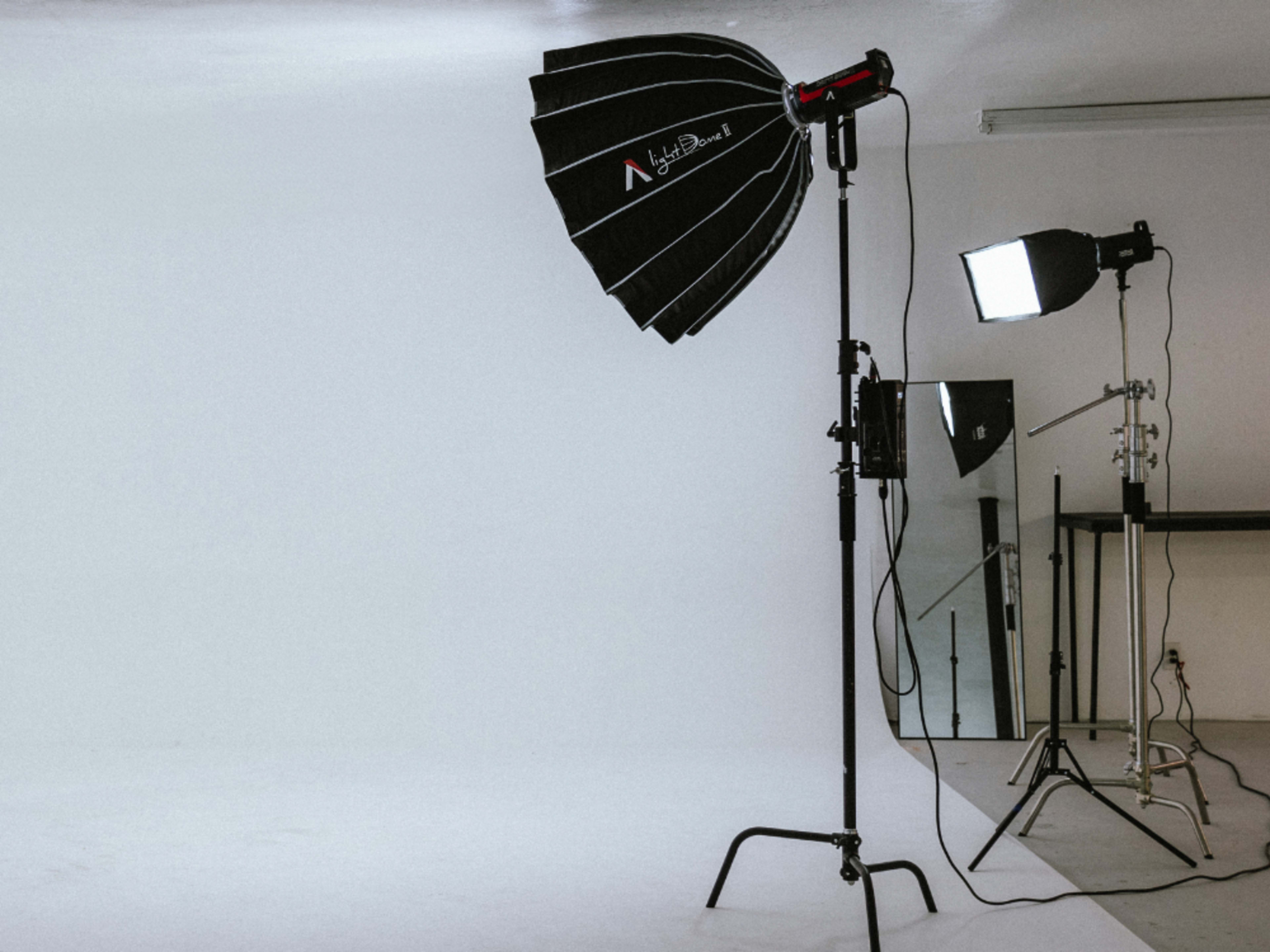 Lighting (Continuous) 