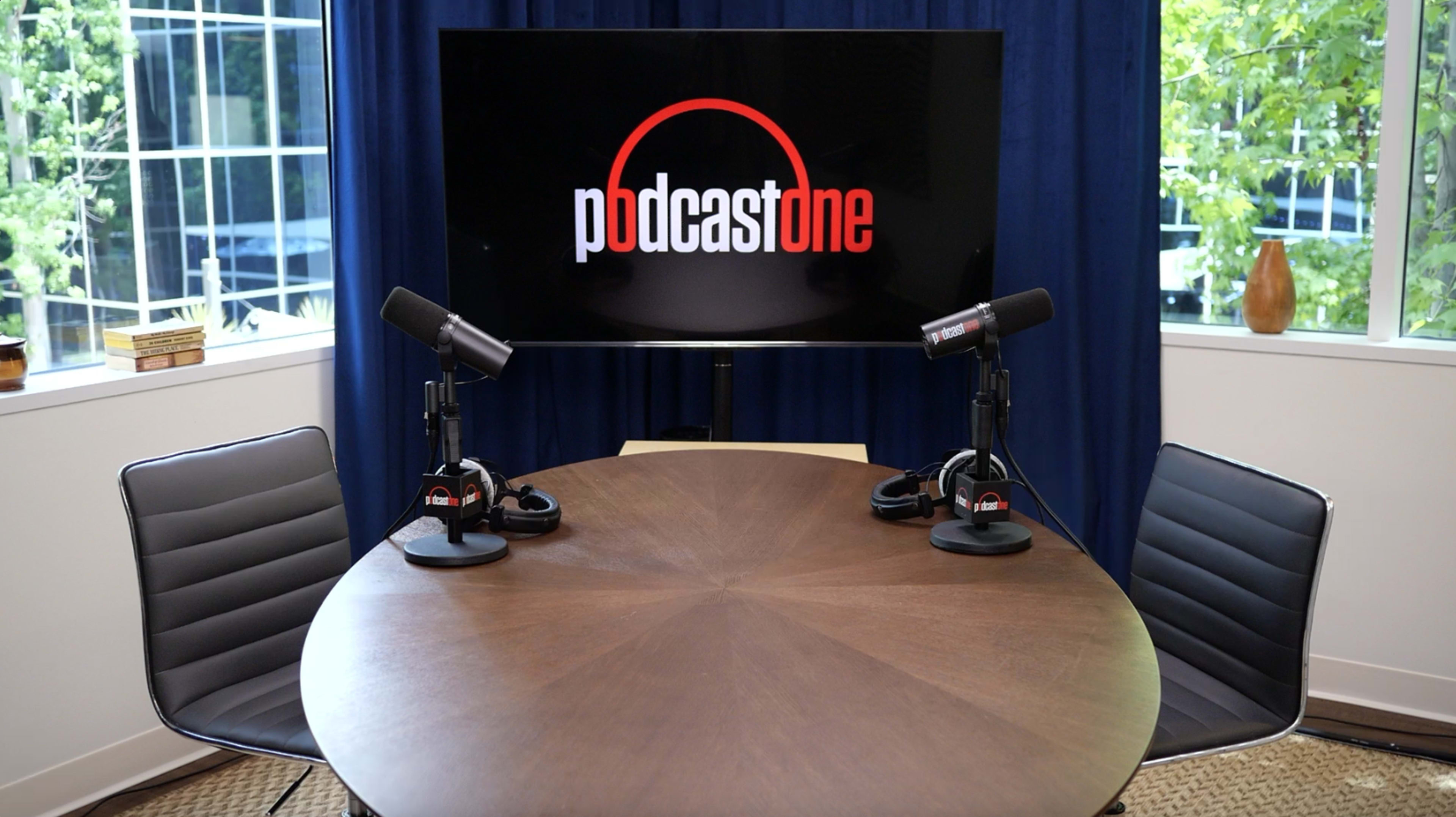 Fully Equipped/Staffed Beverly Hills Podcast Studio Image in Beverly Hills, Beverly Hills, CA