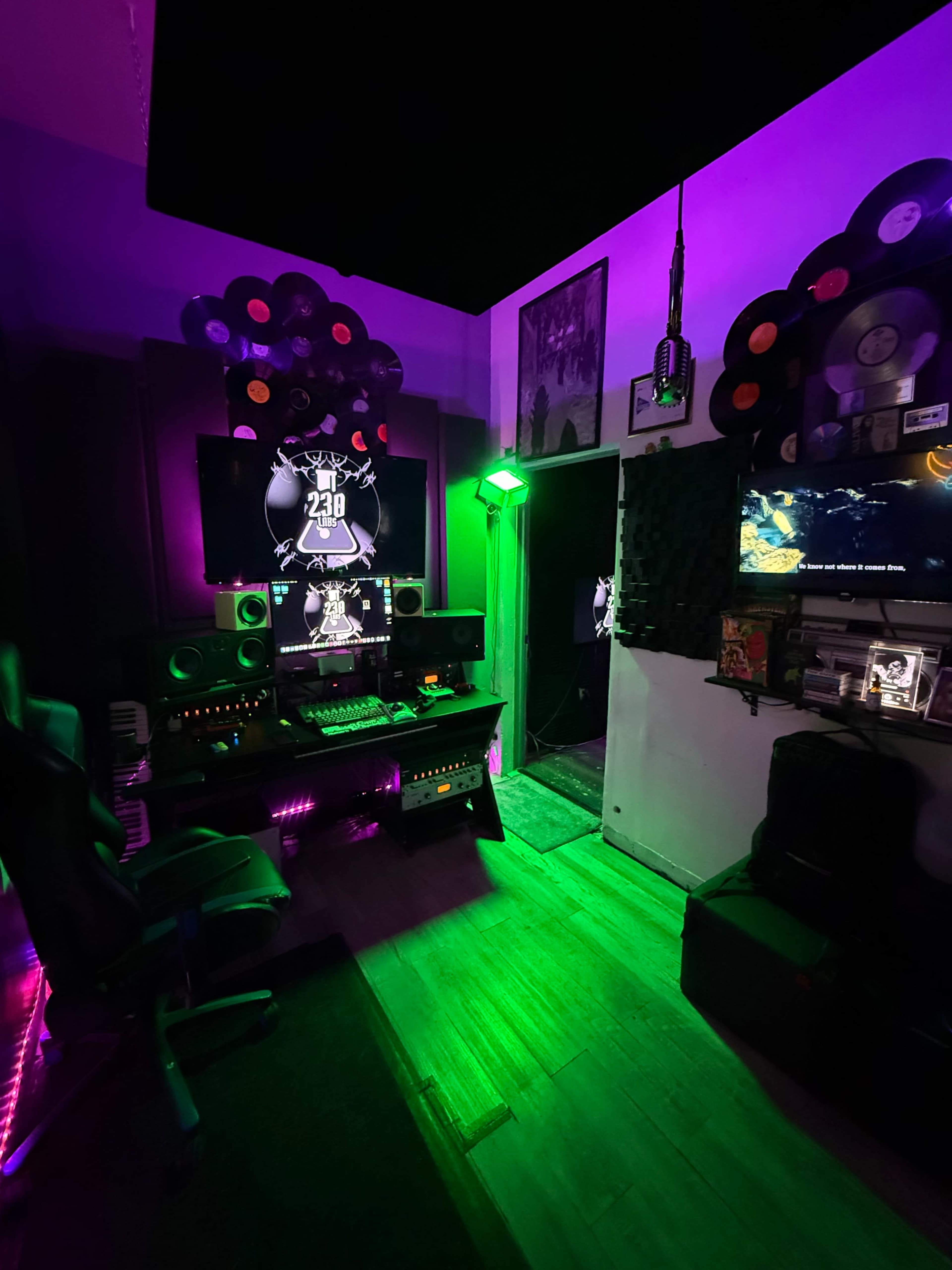 230 labs recording studio Image in East Williamsburg, Brooklyn, NY