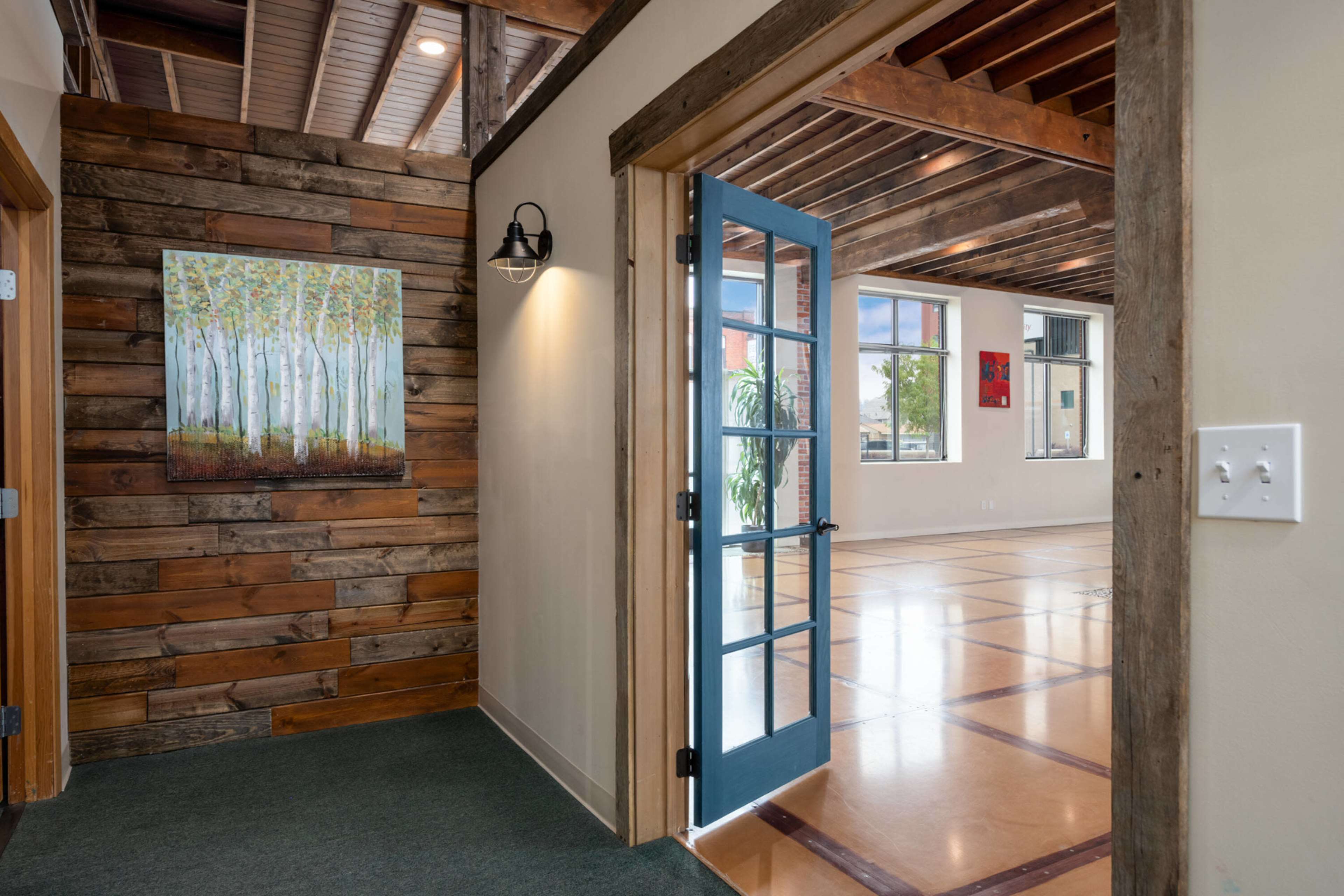 Studio 1 with a versatile masonite floor Image in East Central, Spokane, DE