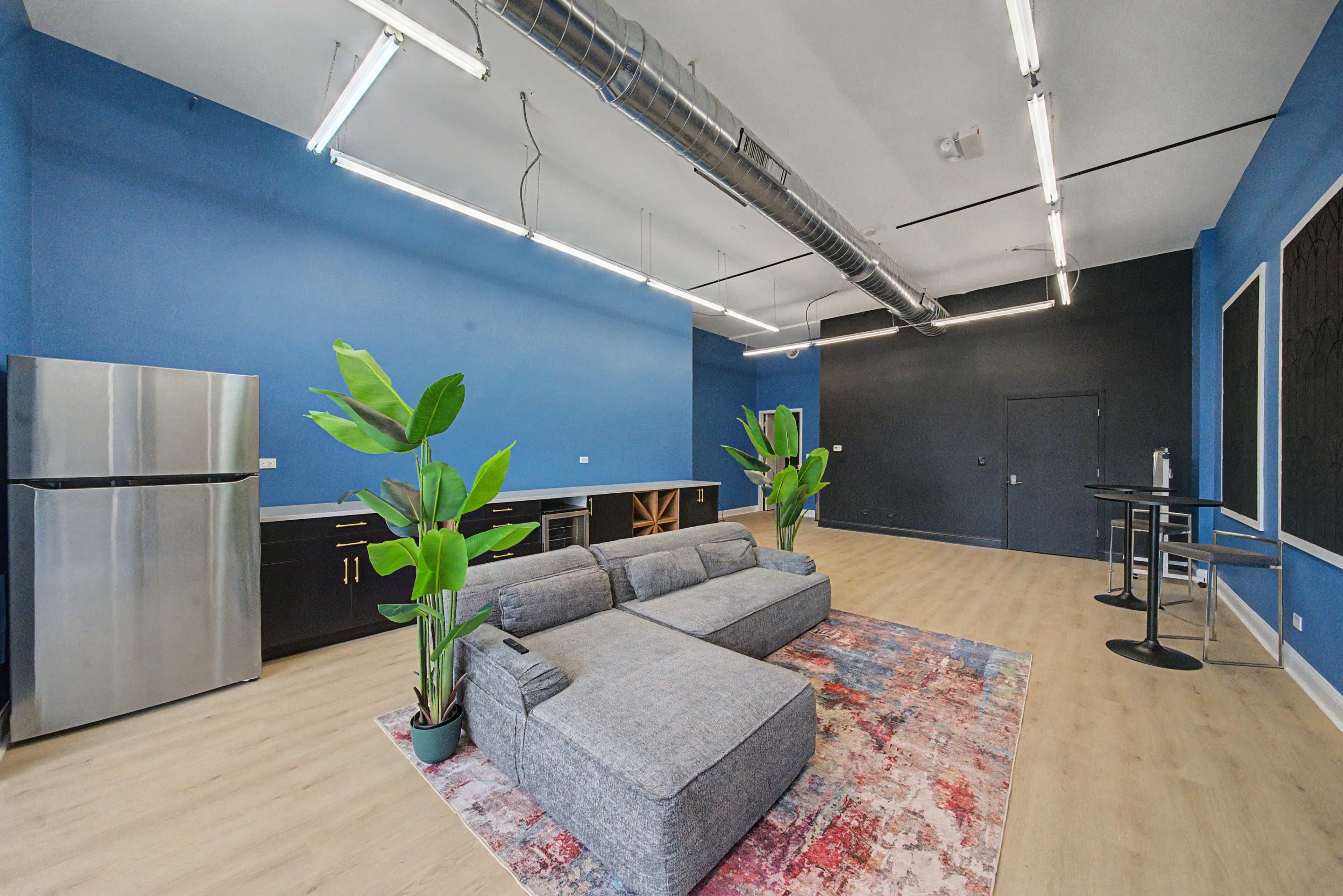 Spacious Downtown Chicago Event Venue with Modern City Vibes Image in West Town, chicago, IL