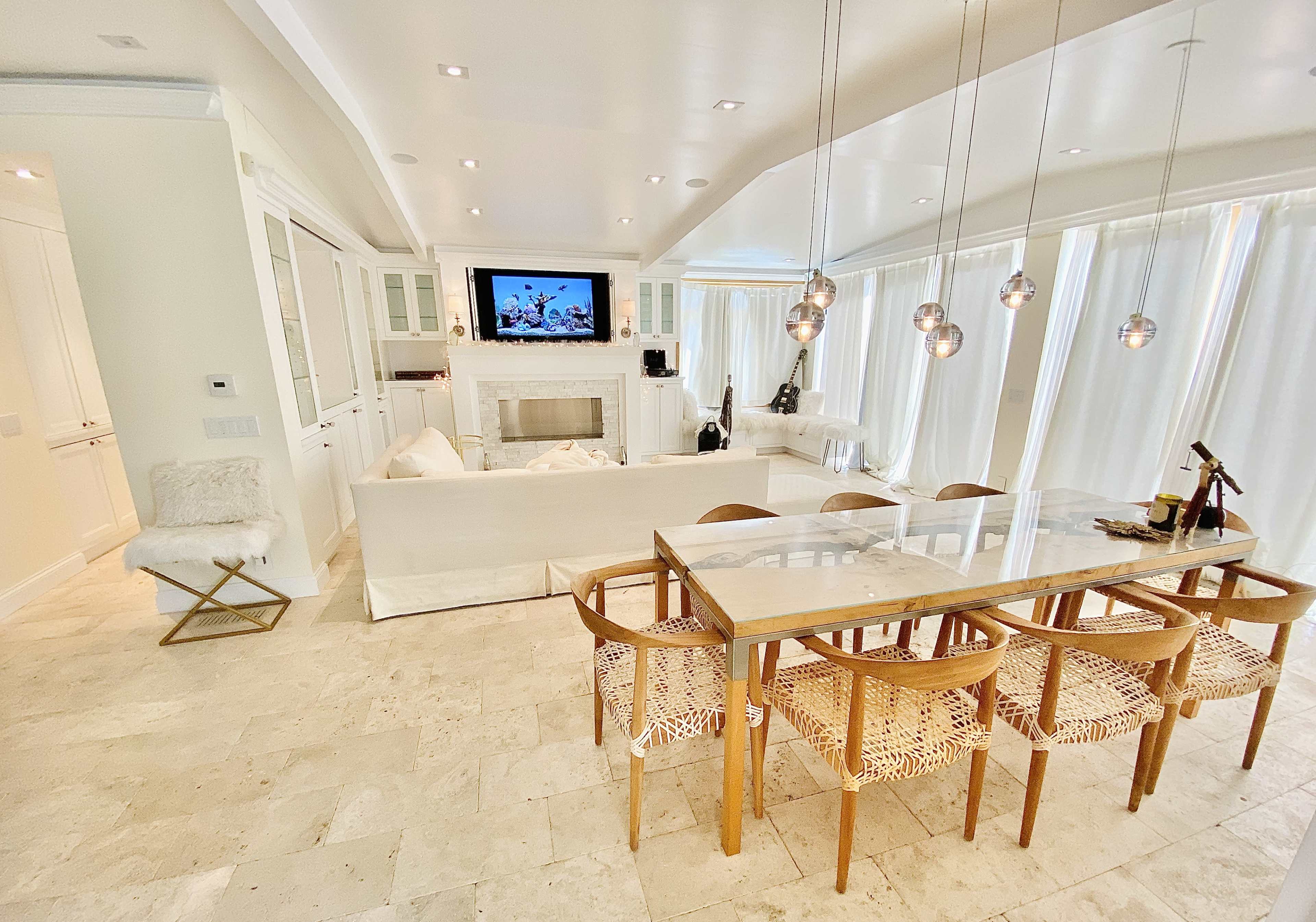 “The Best View in Malibu”! A 180 Degree View of Zuma Beach! LA Times Custom Designer Dream! 🤩 Image in Central Malibu, Malibu, CA