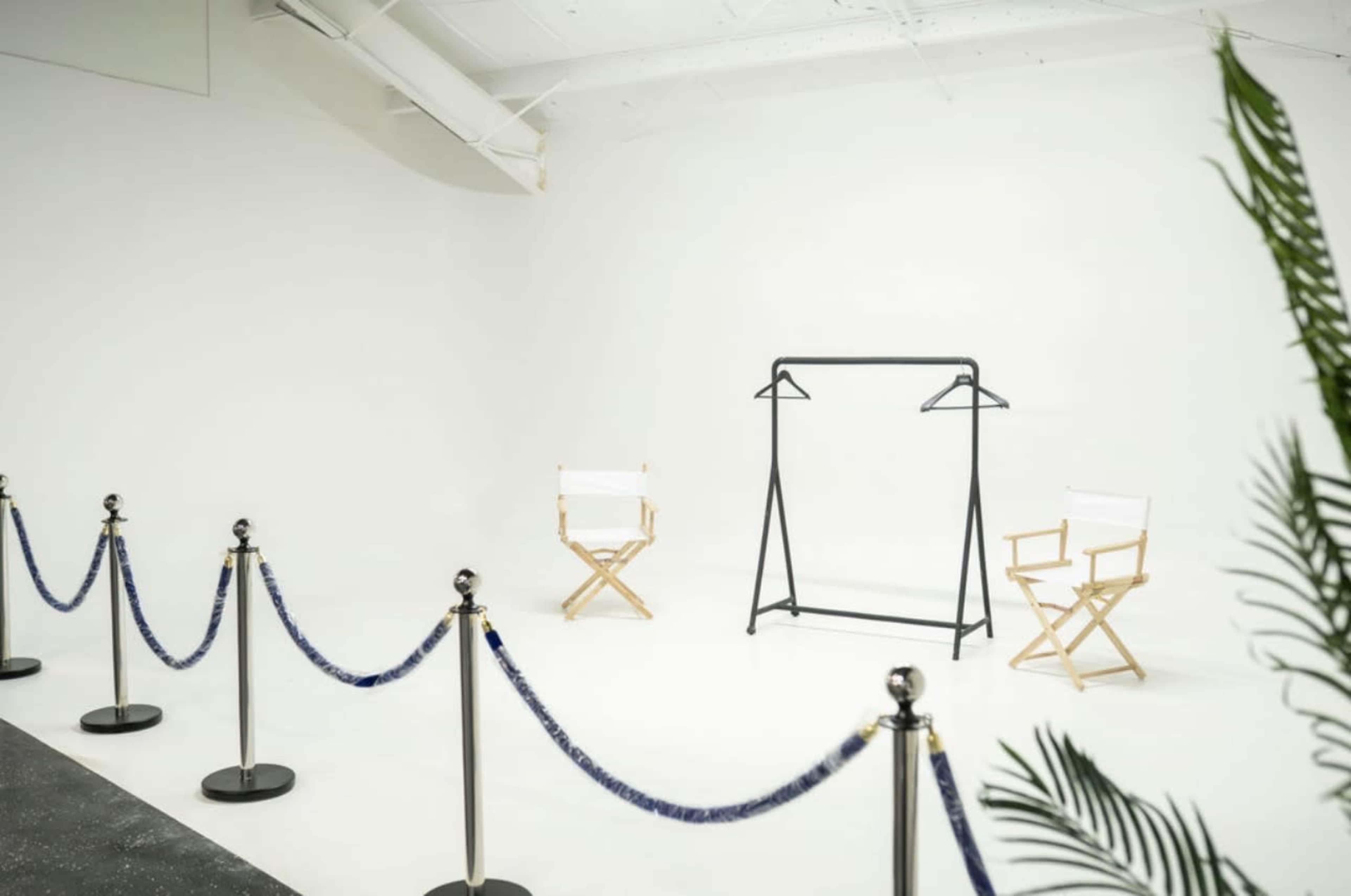 All-Inclusive Luxury Content Studio | 3 Studio Image in East Arlington, Arlington, TX