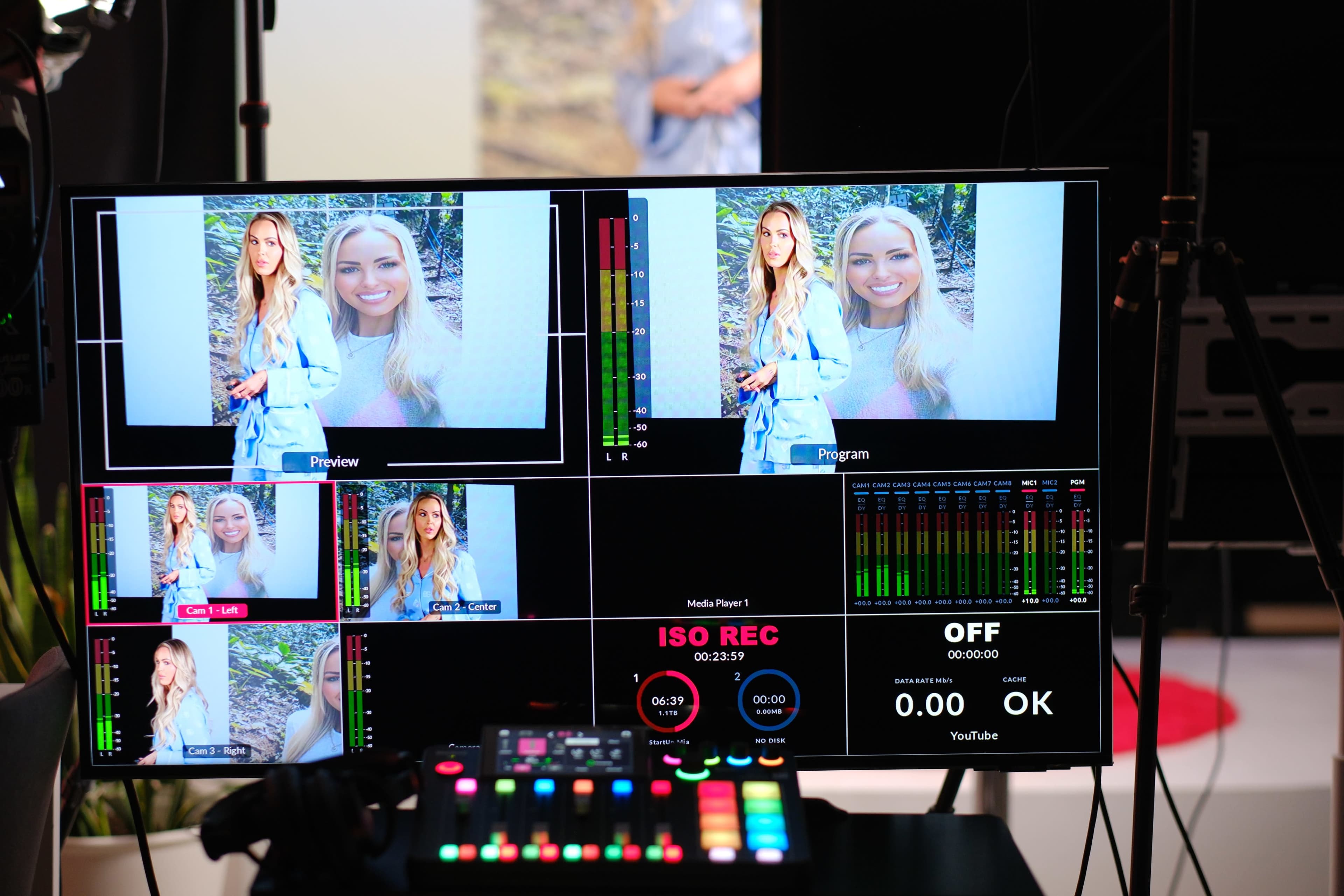 ON STAGE Spotlight: The Ultimate Live Event Experience Image in Miami, Miami, FL