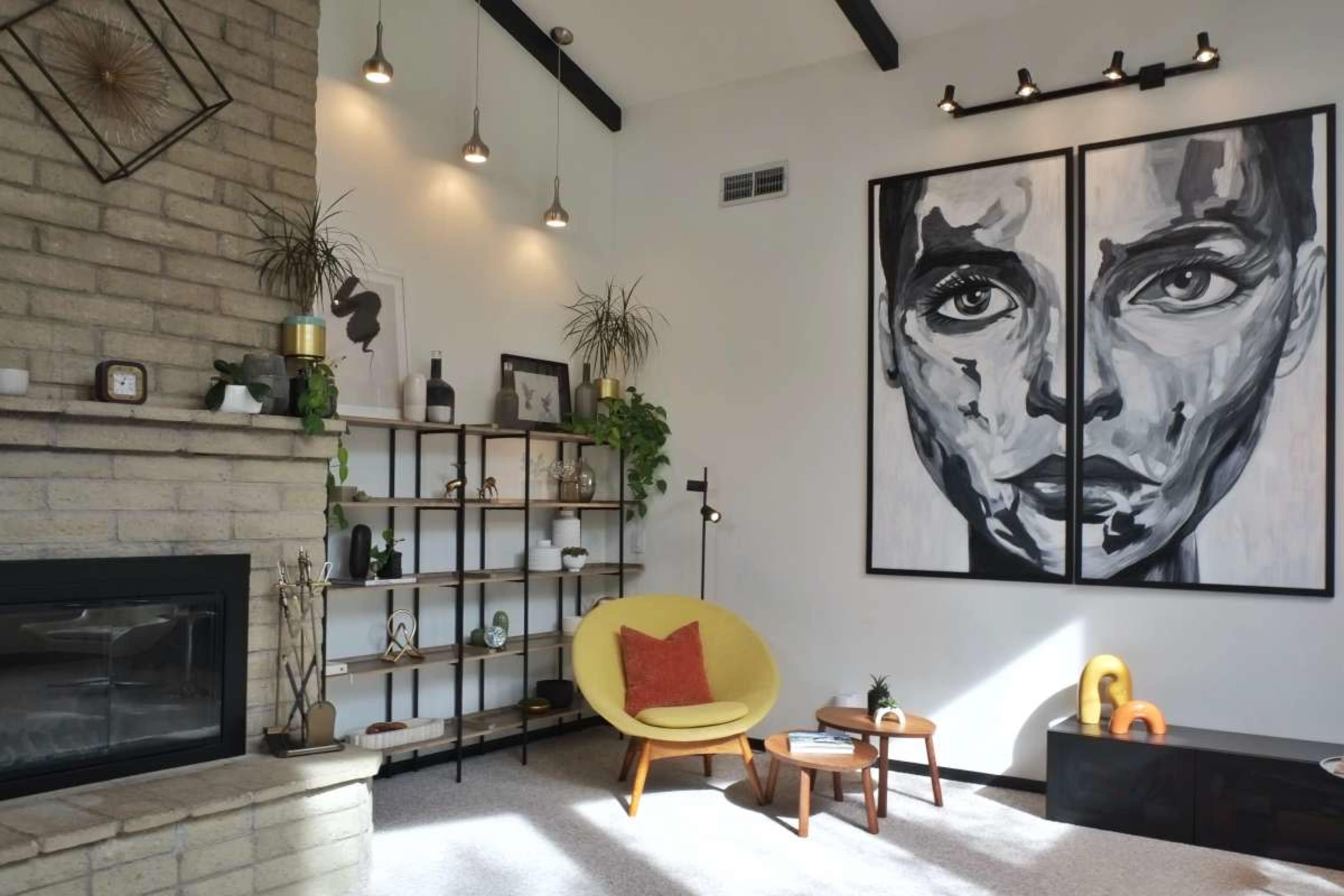 Modern Designer Home with Luxe Master Suite, Pool & Artistic Interiors Image in McNeil Estates, Las Vegas, NV