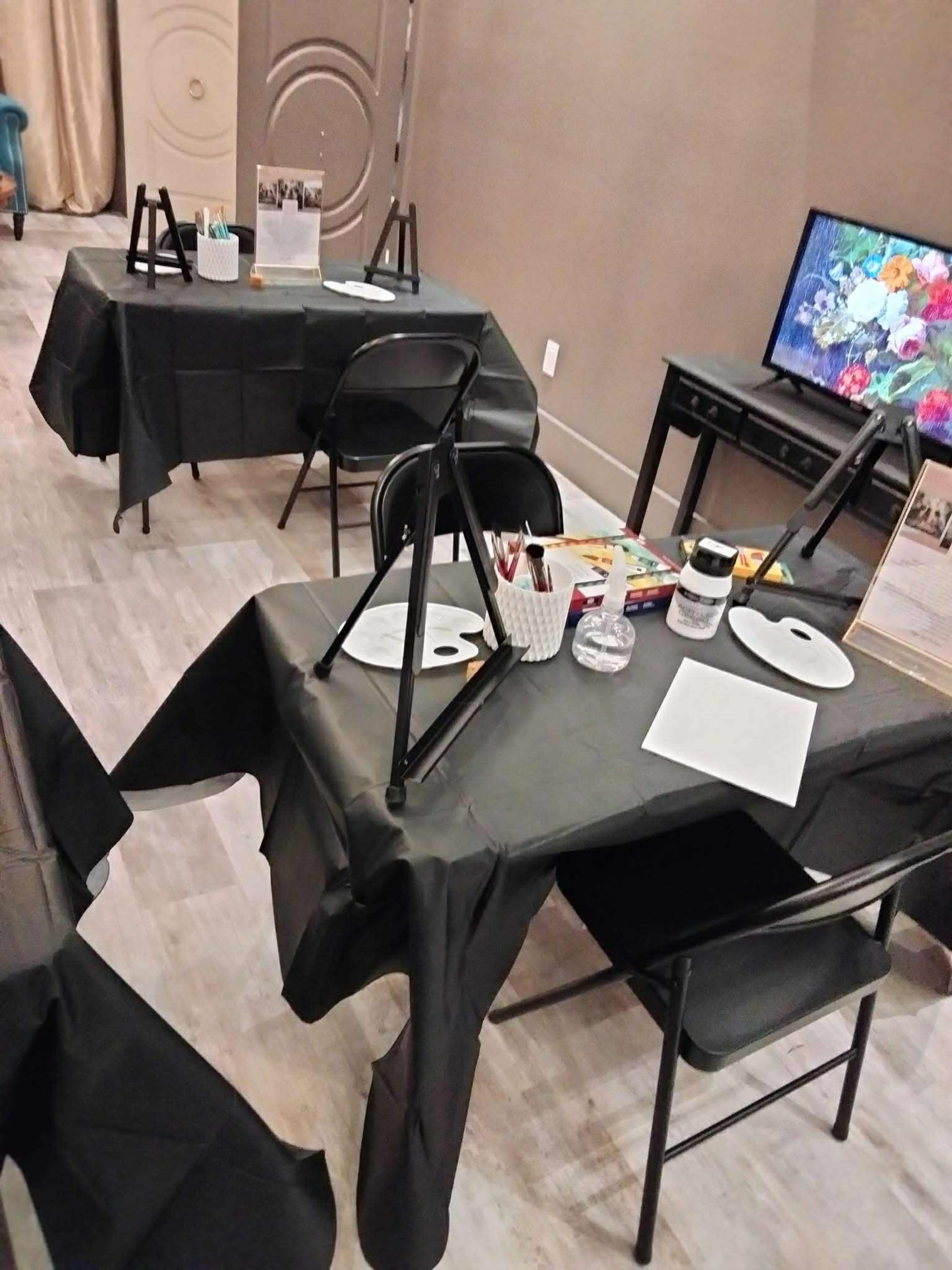 Downtown Photography Studio Image in Indian Grove Township, Fairbury, IL