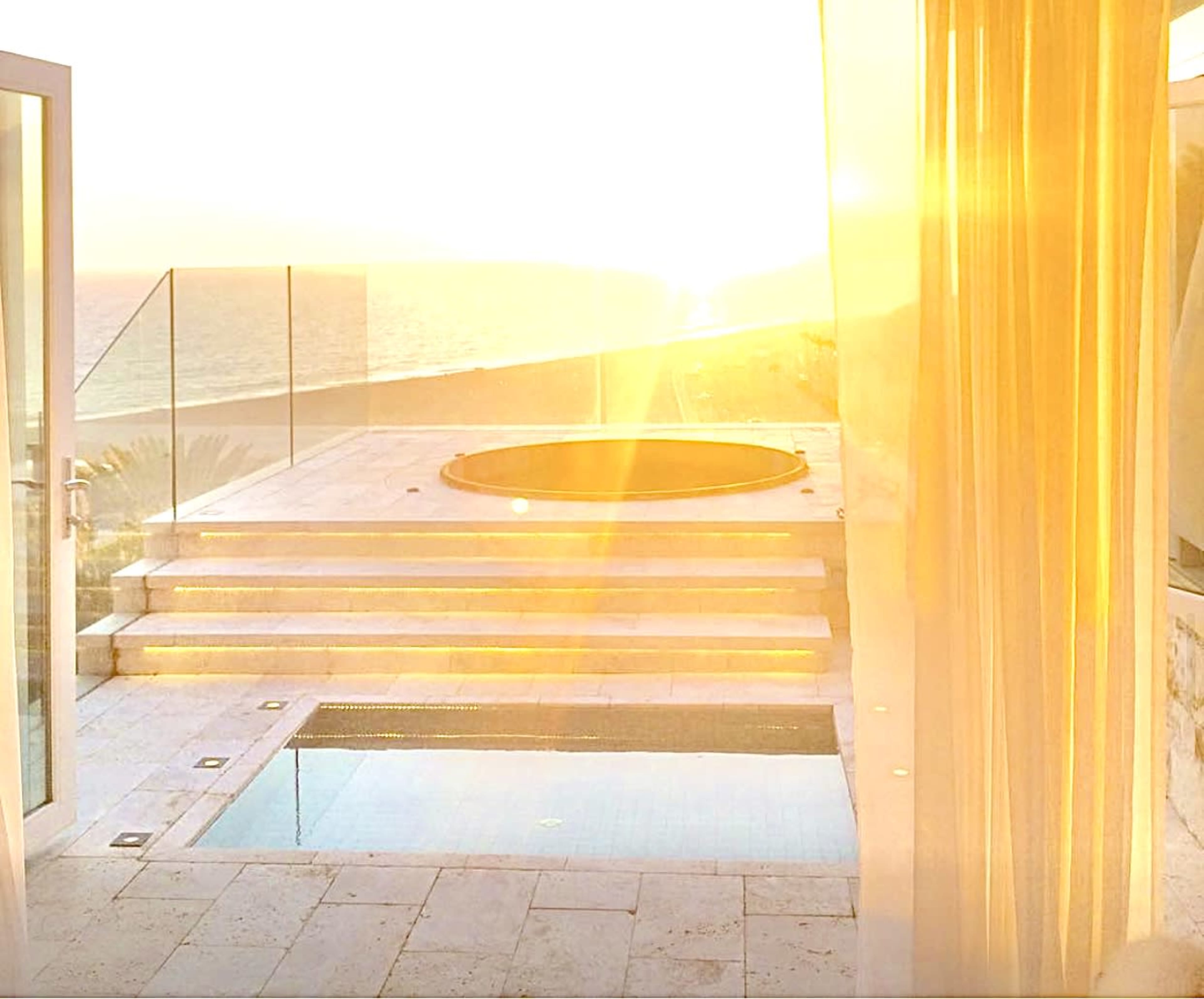 “The Best View in Malibu”! A 180 Degree View of Zuma Beach! LA Times Custom Designer Dream! 🤩 Image in Central Malibu, Malibu, CA