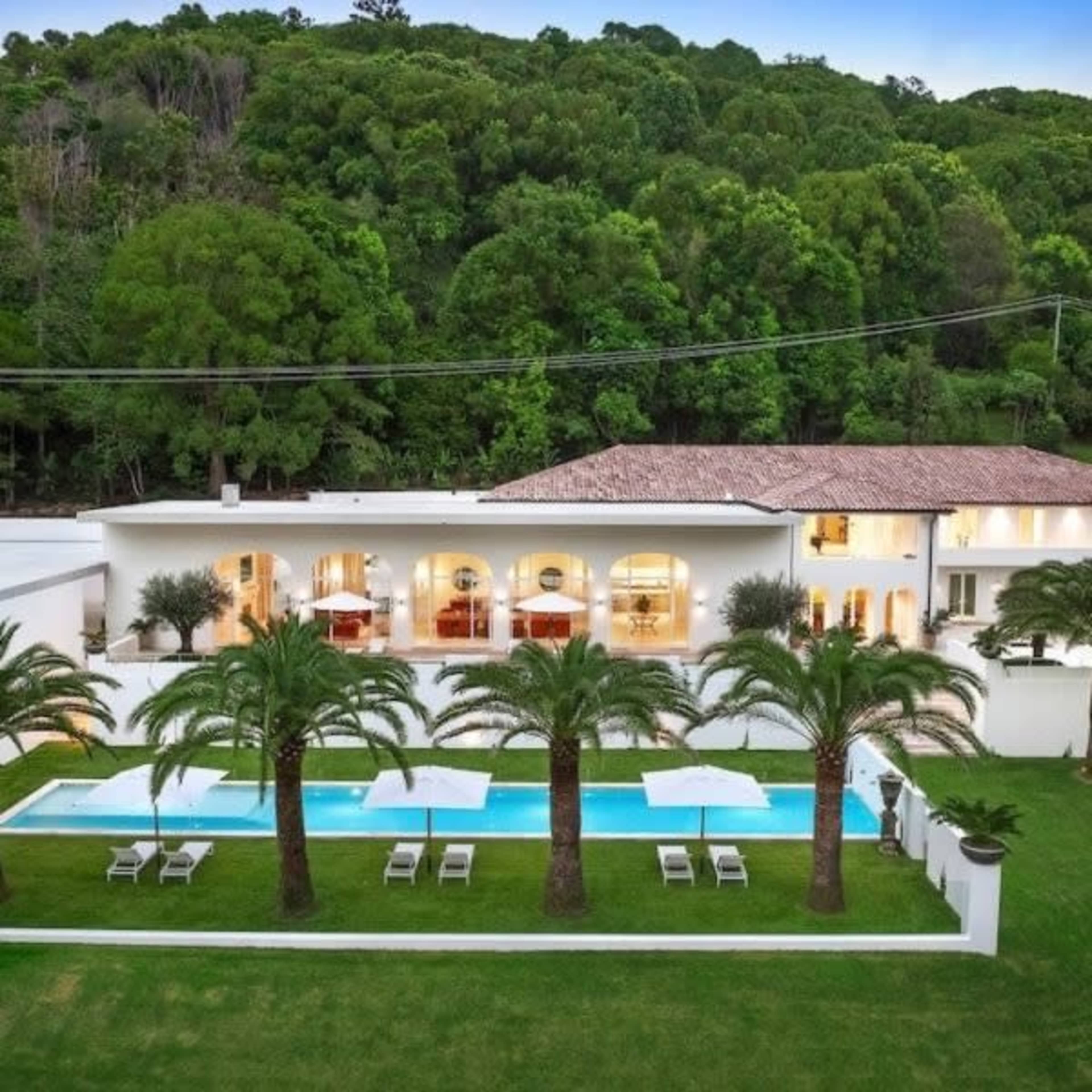 B Estate - Mediterranean Mansion with Helipad & Resort Pool Image in Tallebudgera Valley, Tallebudgera Valley, QLD