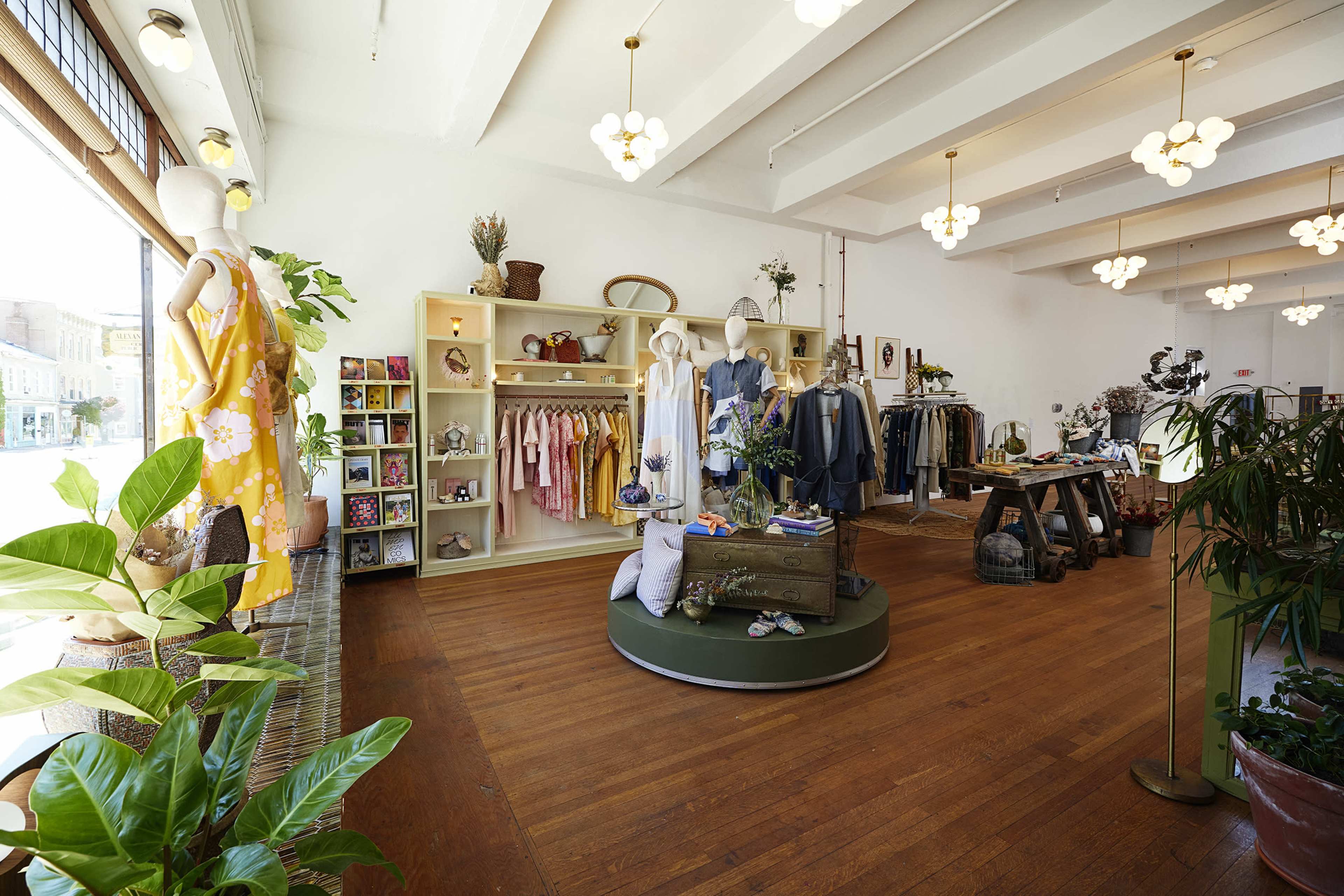 Parisian Styled Shop Space Image in Catskill, Catskill, NY