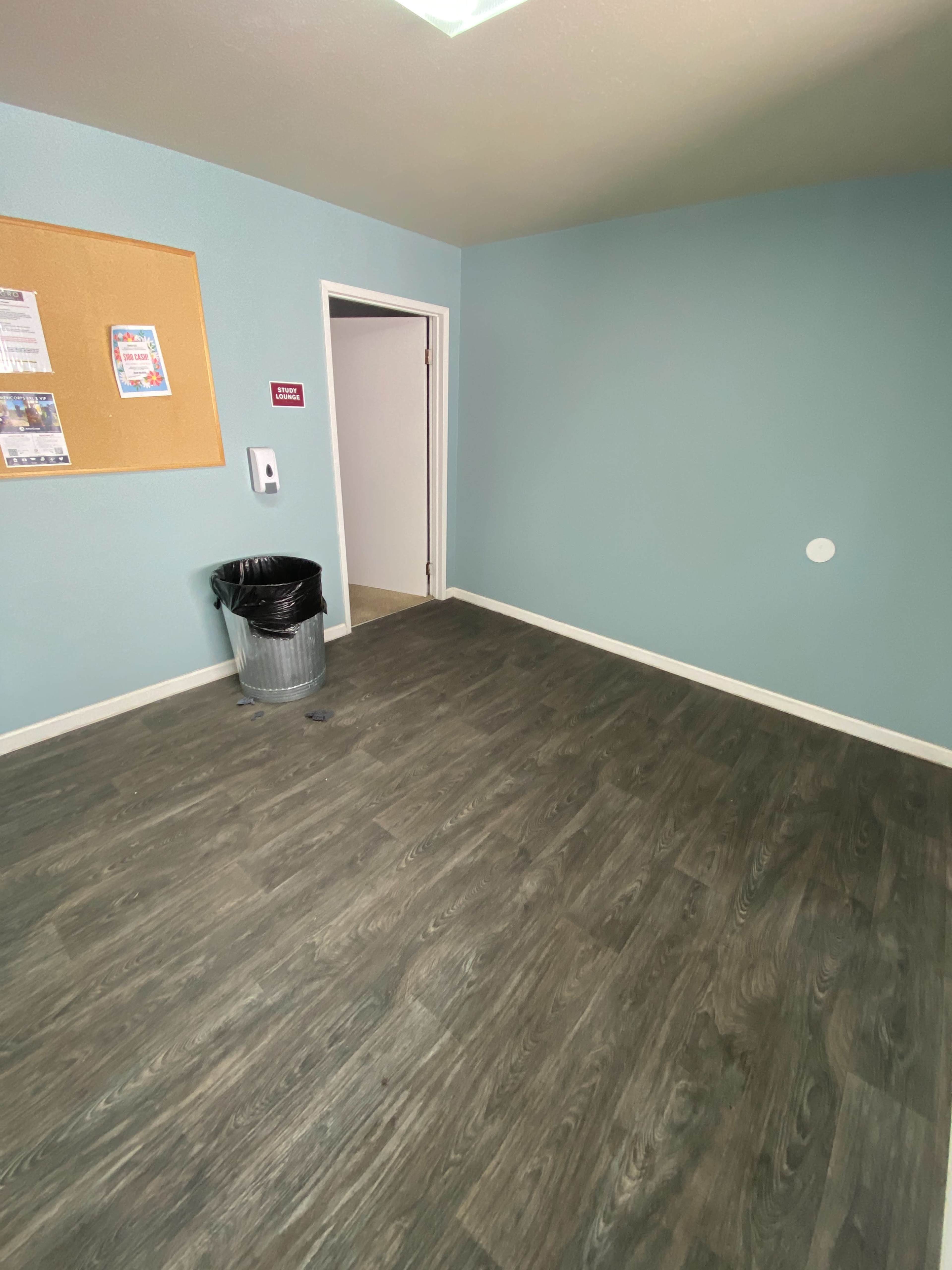 Rohnert Park Near Sonoma State University and the SMART train, Bare bones, Affordable, Have a laid back feeling with a roomy setting. Image in Rohnert Park, Rohnert Park, CA