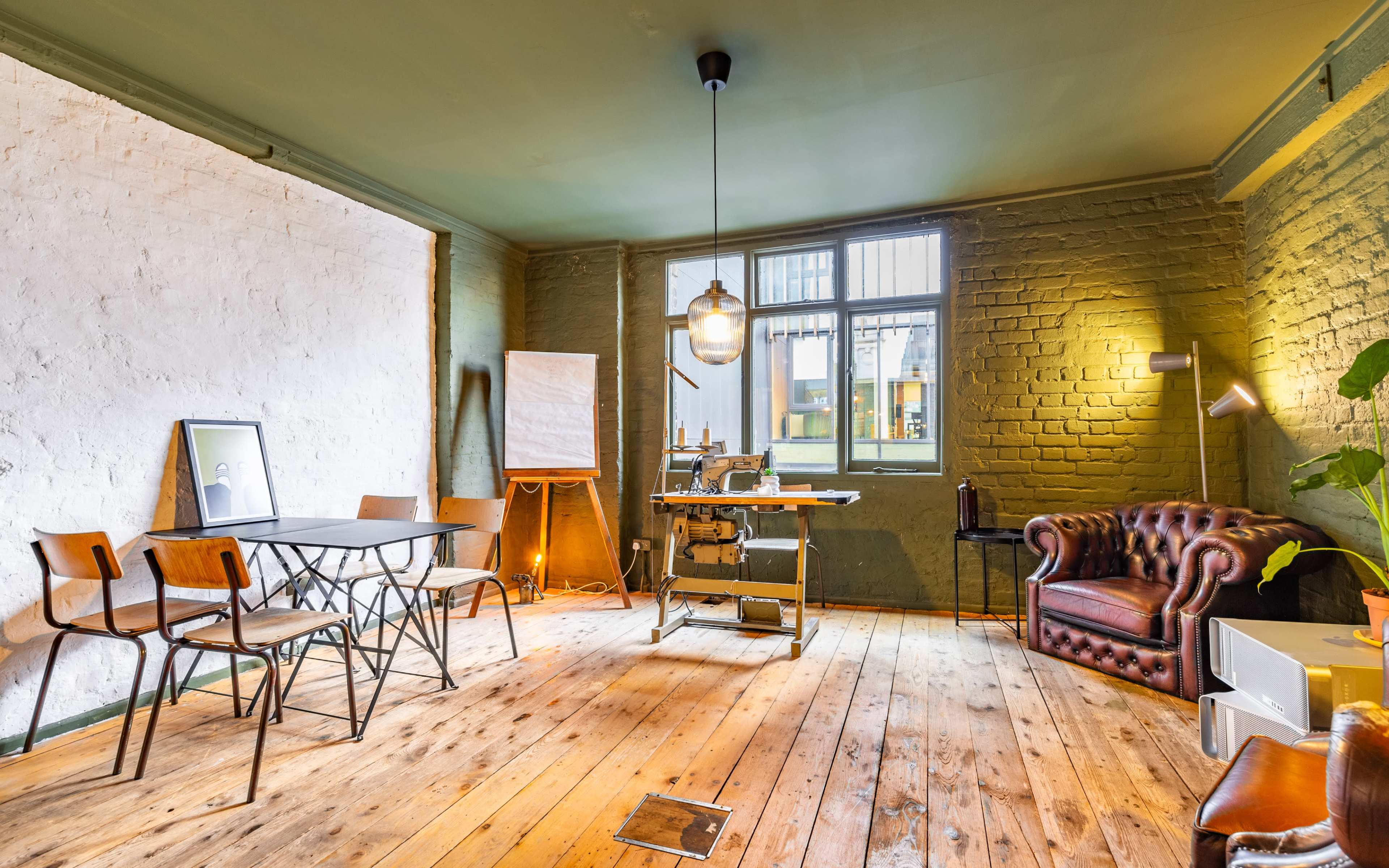 Music Studio x Loft Image in Shoreditch, London, ENG