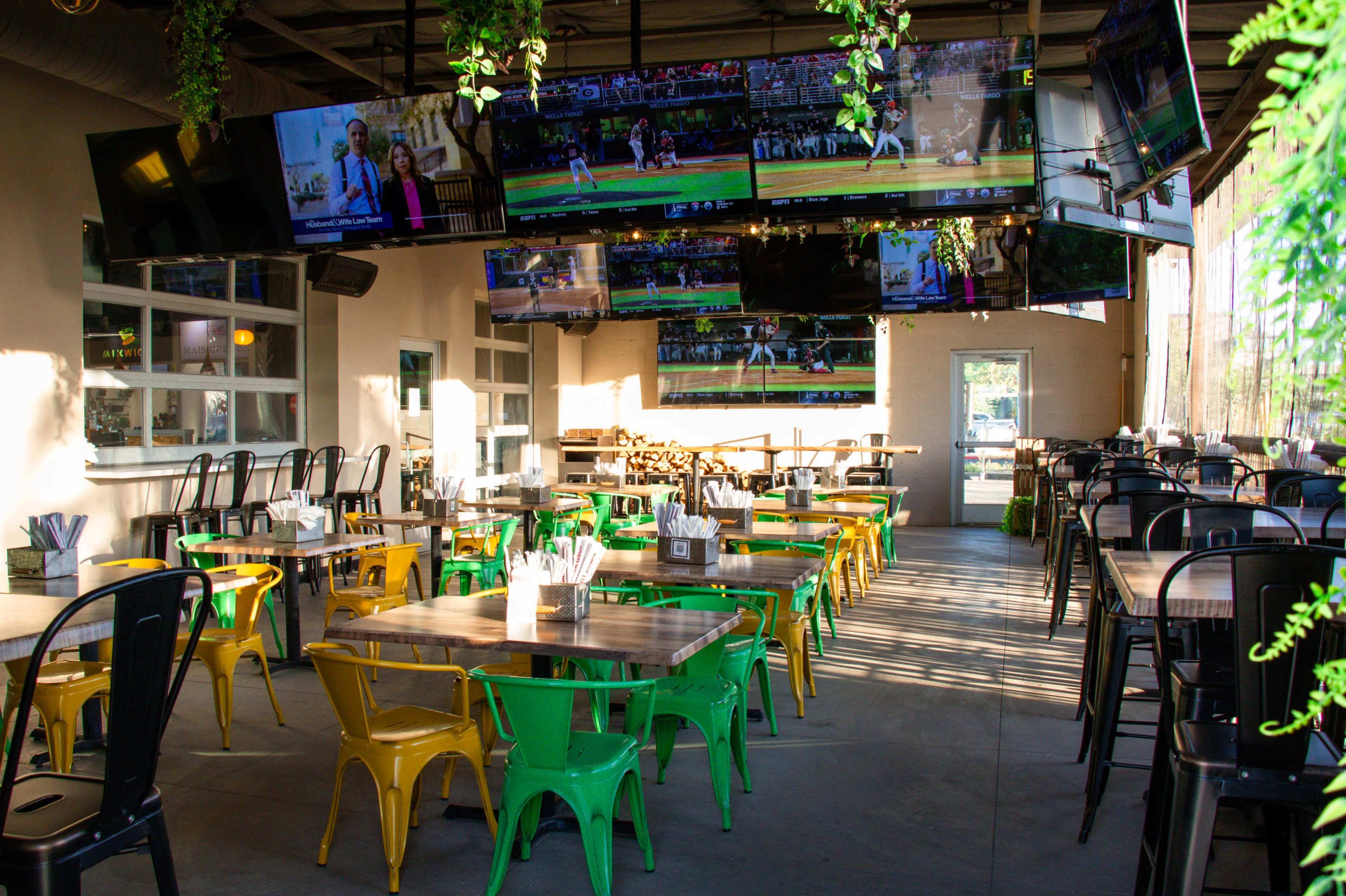 Spacious Indoor/Outdoor Event Hall with Patios in Central Tempe Image in Tempe Gardens, Tempe, AZ