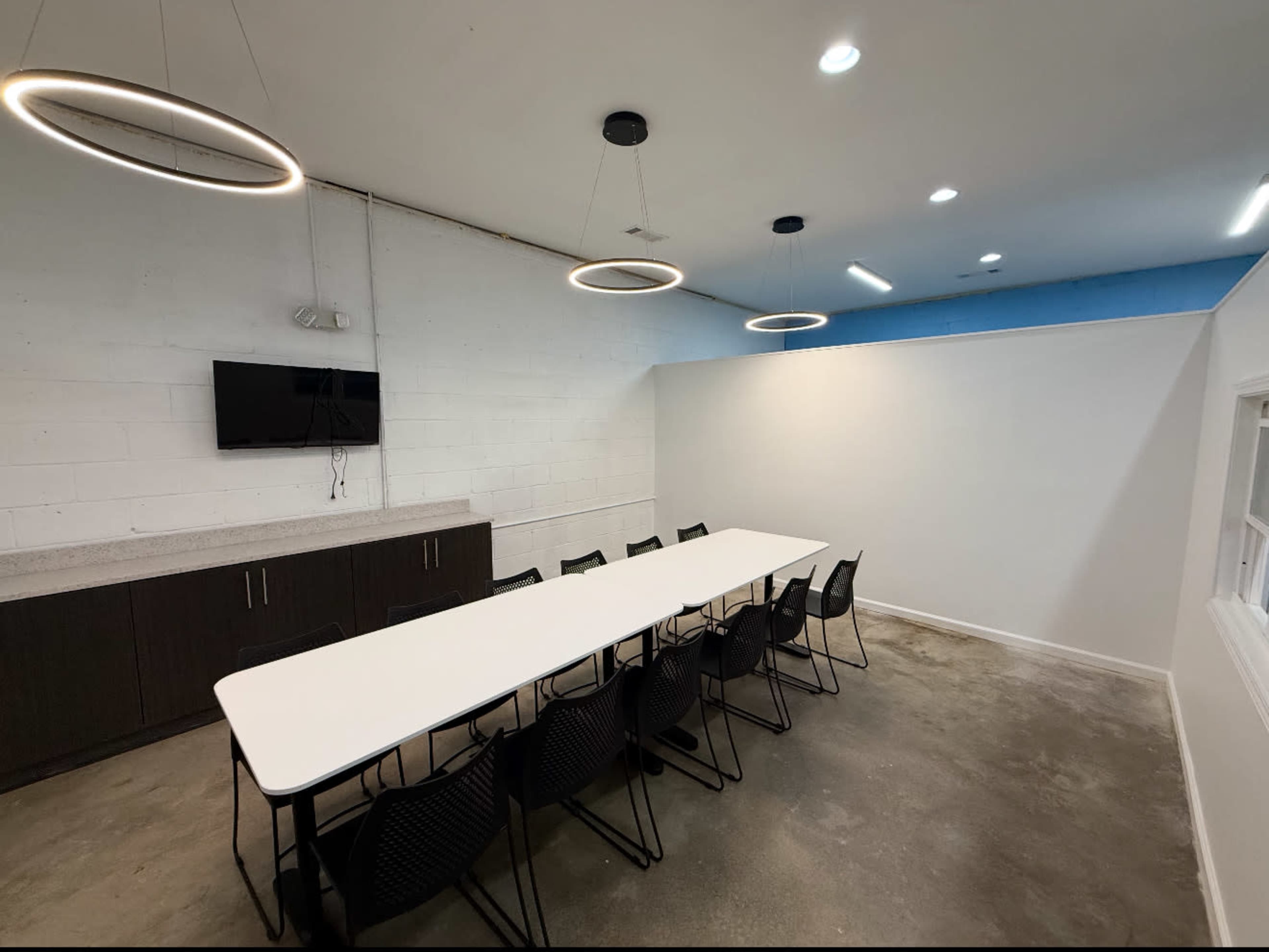 Colorful Ice Cream & SnoBall shop with Event Space Image in Loganville, Loganville, GA