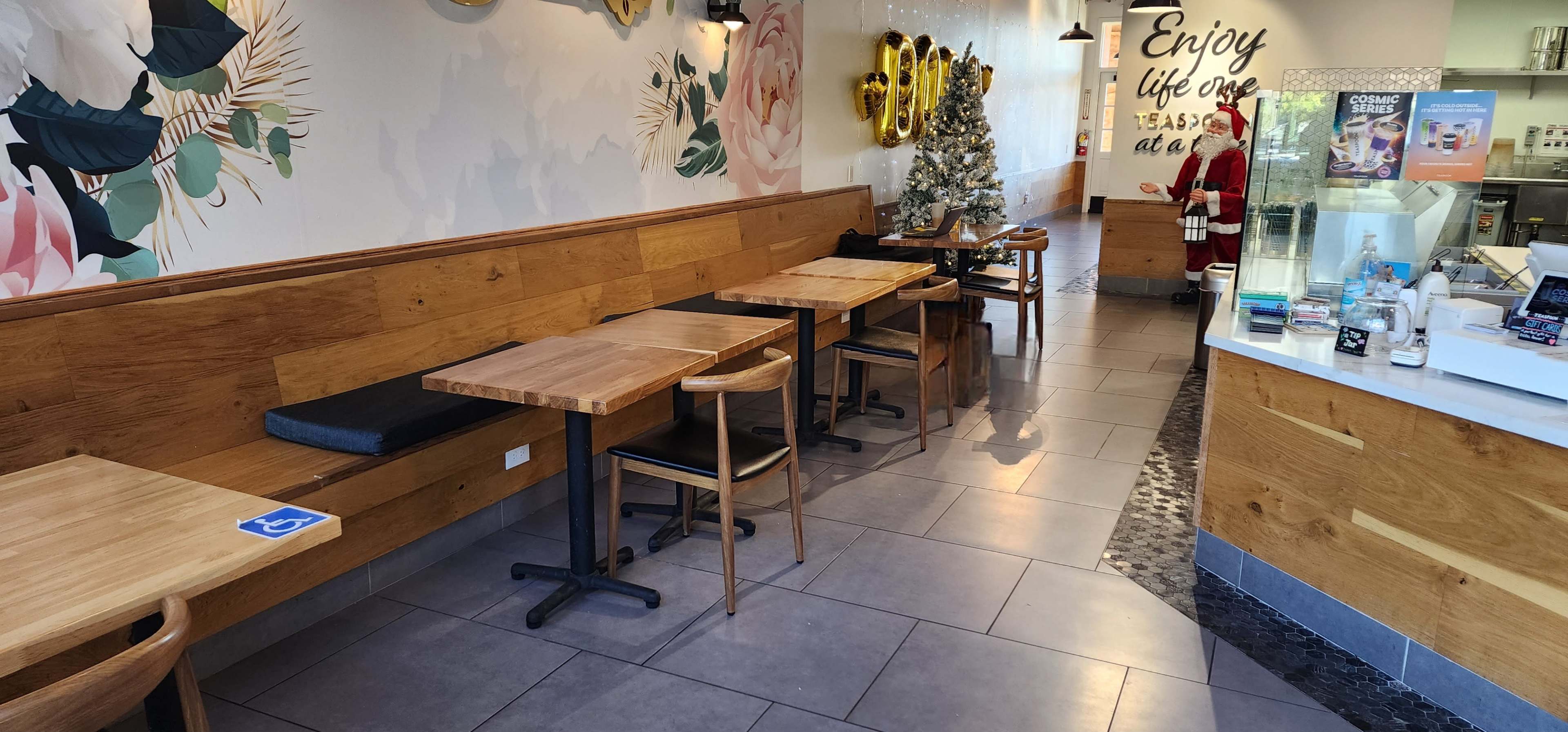 Discover a place of beauty and abundance. Fine to casual dining with peaceful lake views and unique shopping experiences. Image in El Dorado Hills, El Dorado Hills, CA