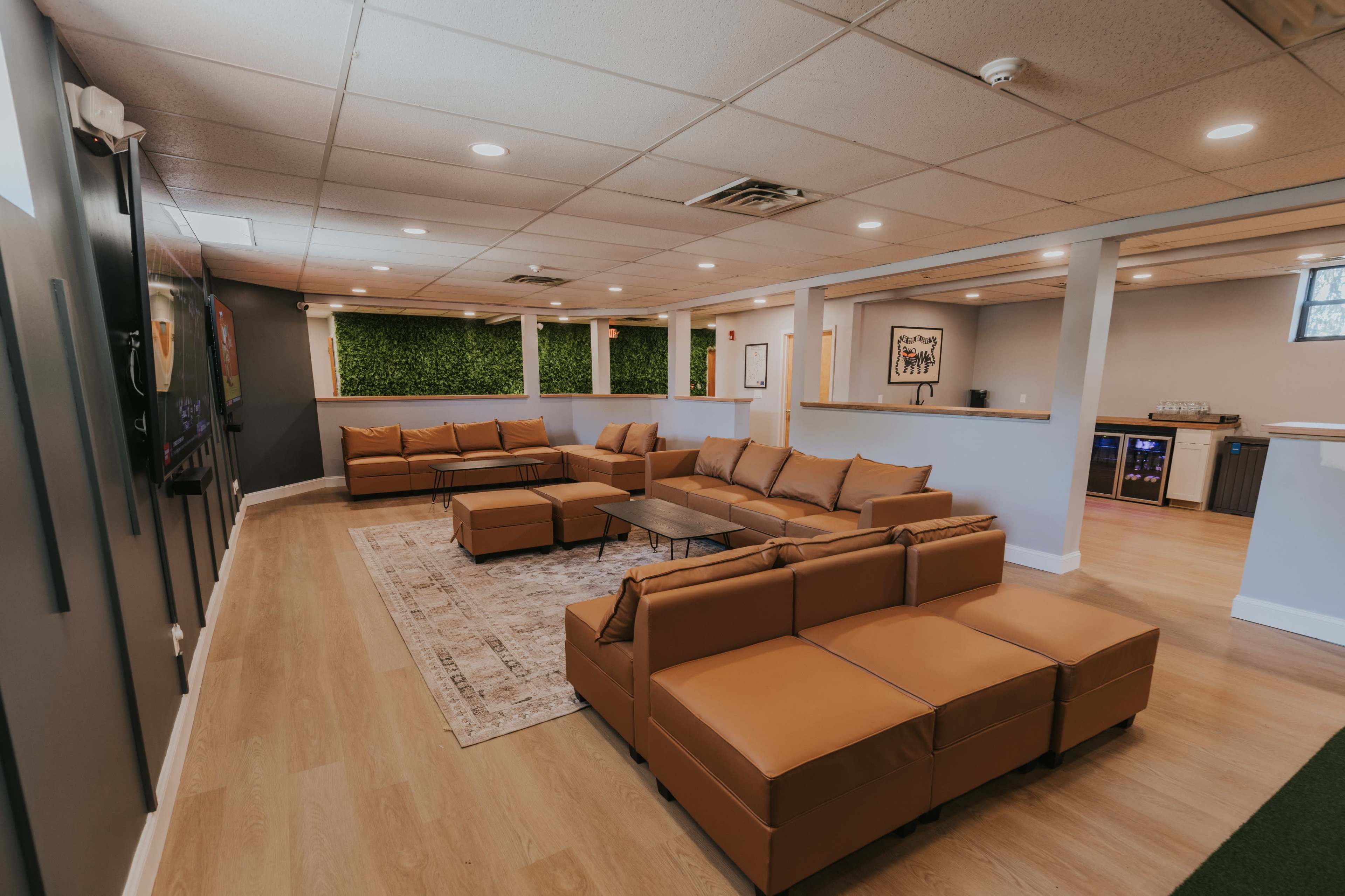 Private Party Space with Built-in Entertainment Image in Rutherford, Rutherford, NJ