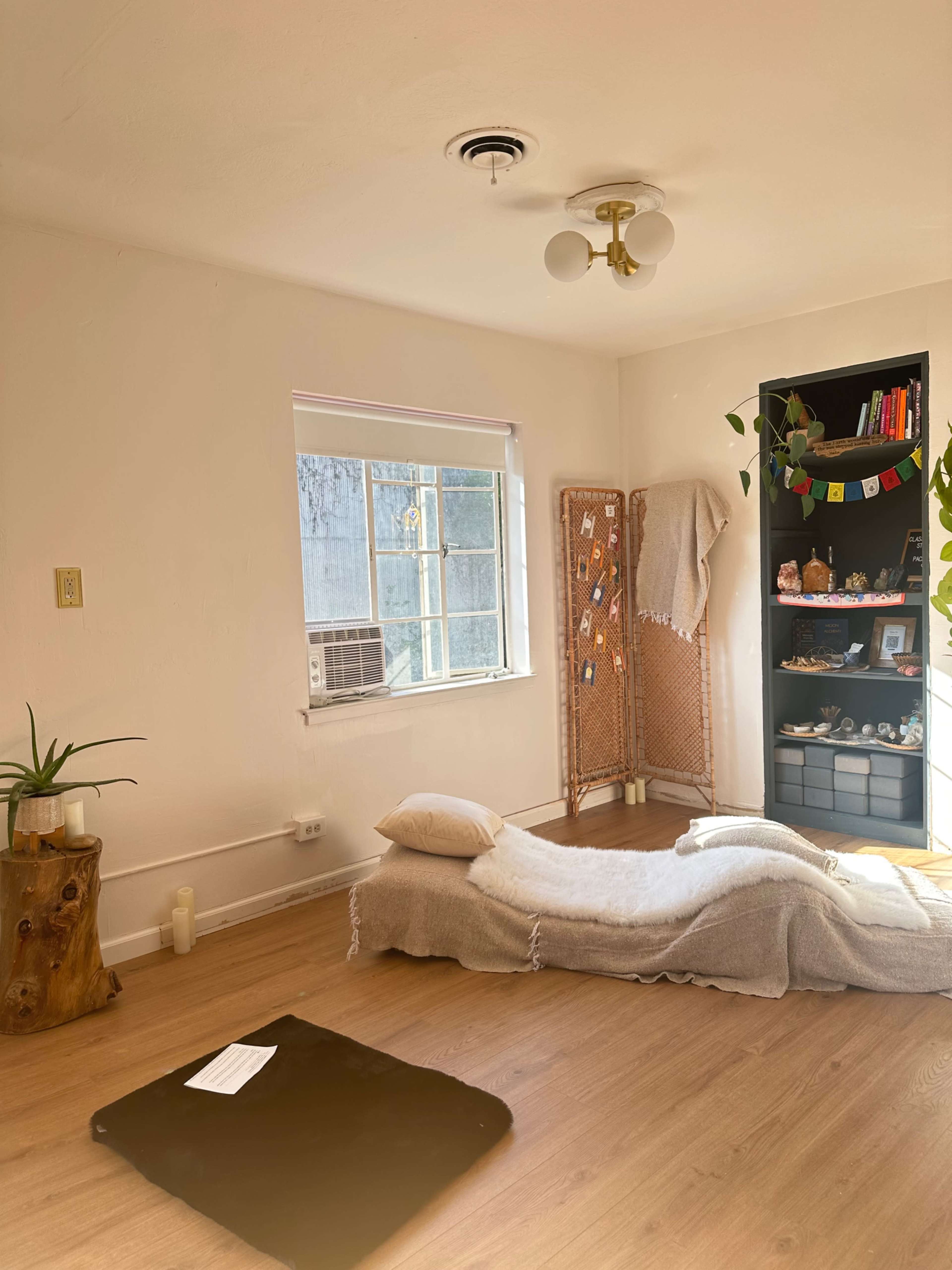 Beautiful, light filled, unique and intimate studio space Image in Walnut Creek, Walnut Creek, CA