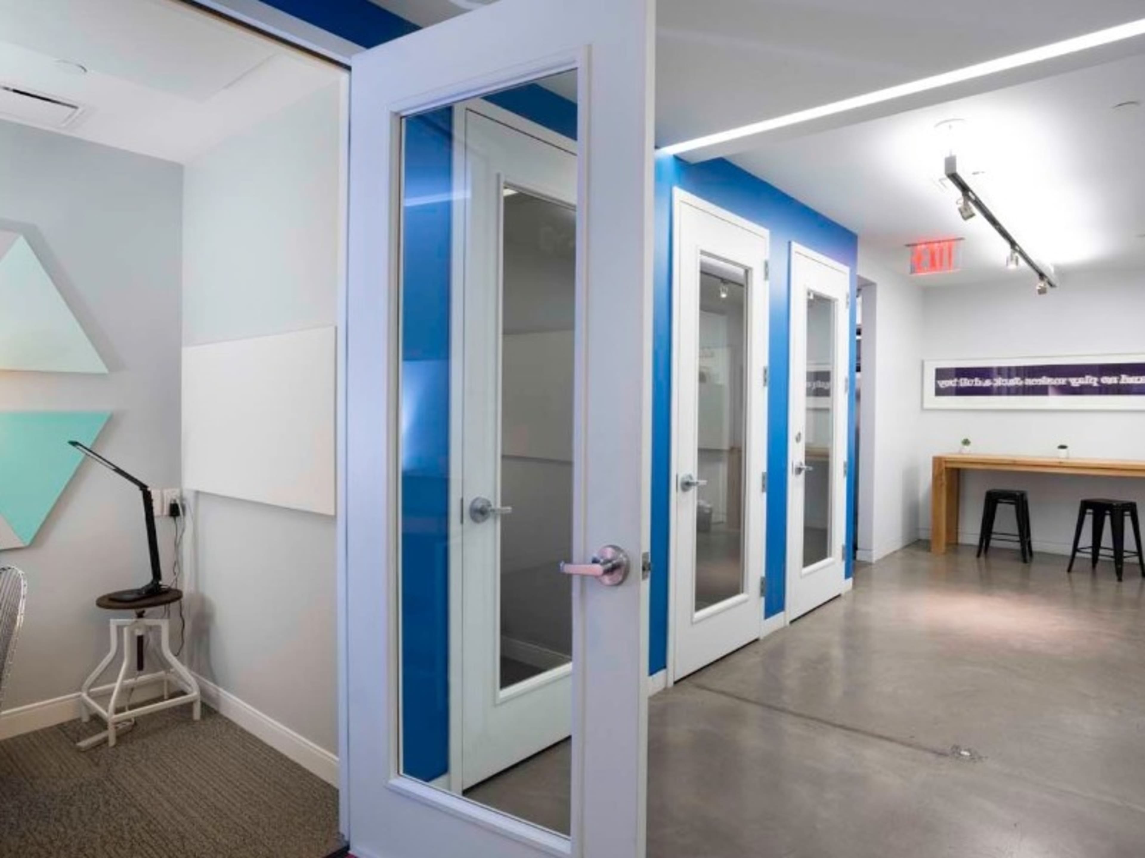 Co-working Day Pass including phonebooth use