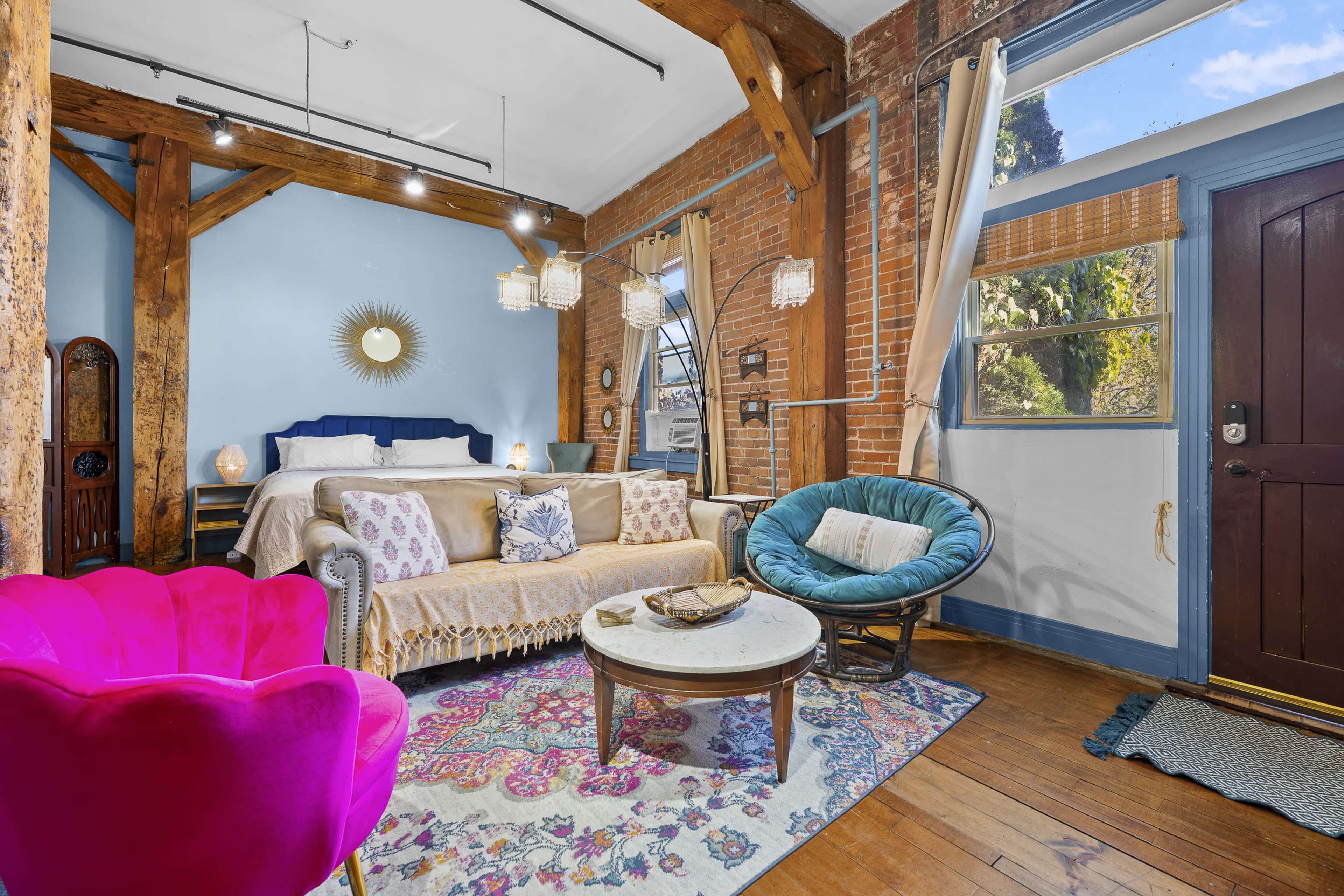 Loft w beautiful decor and furnishing Image in Russell Industrial, Detroit, MI