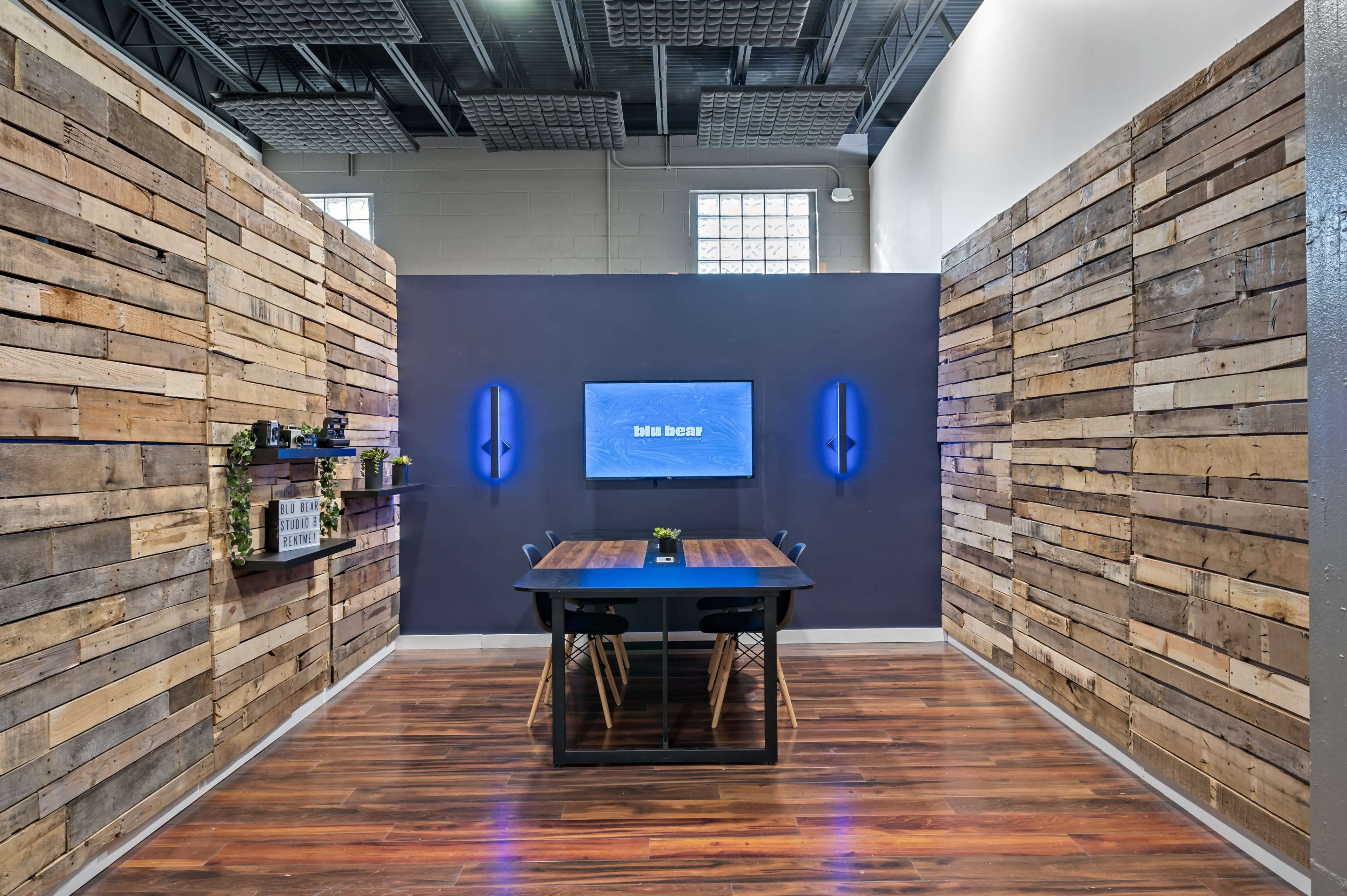 Turn-Key Podcast Sets | Blu Bear Studios Image in Norristown, Norristown, PA