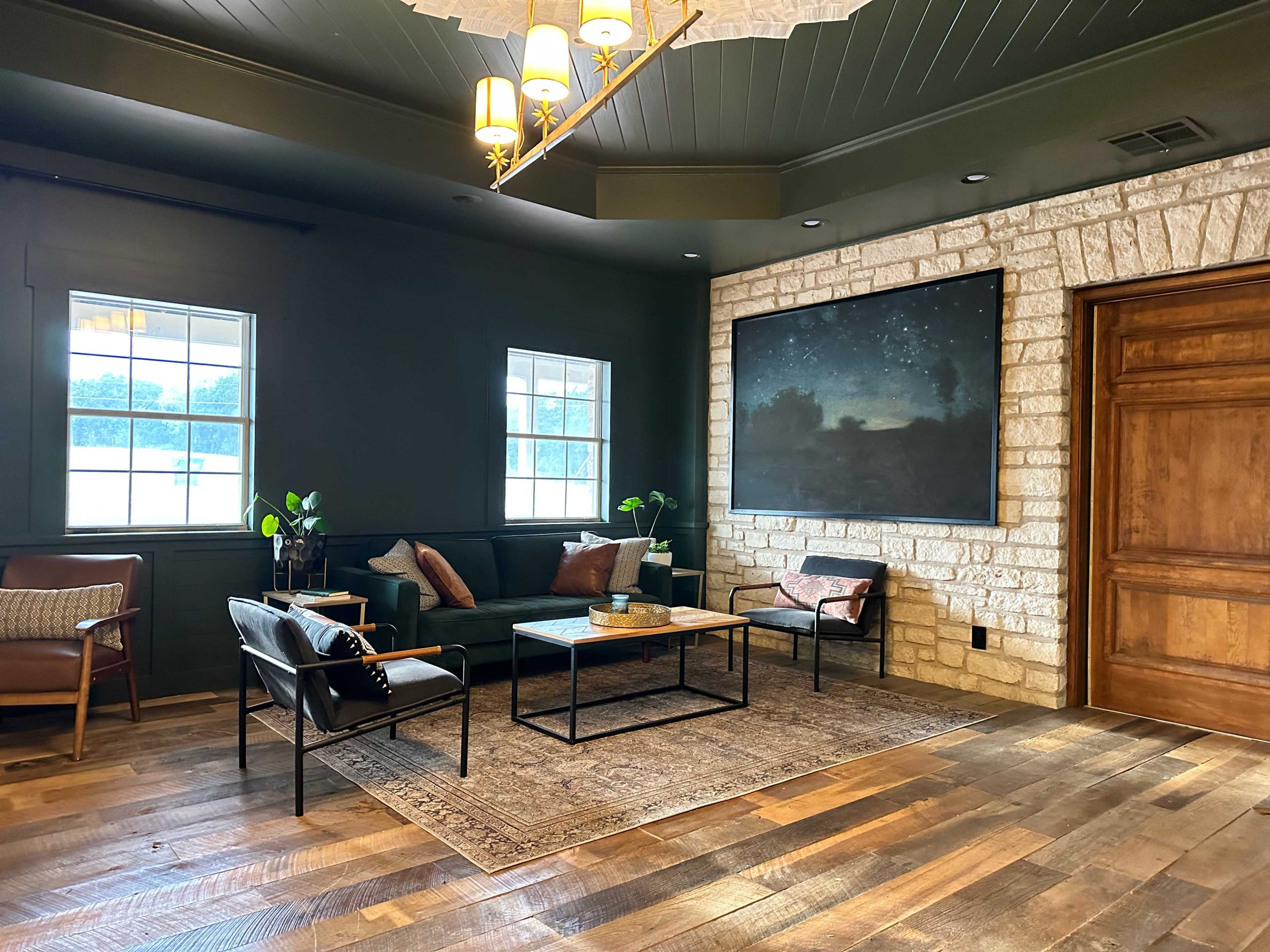 Vibey, intimate event space Image in , driftwood, TX