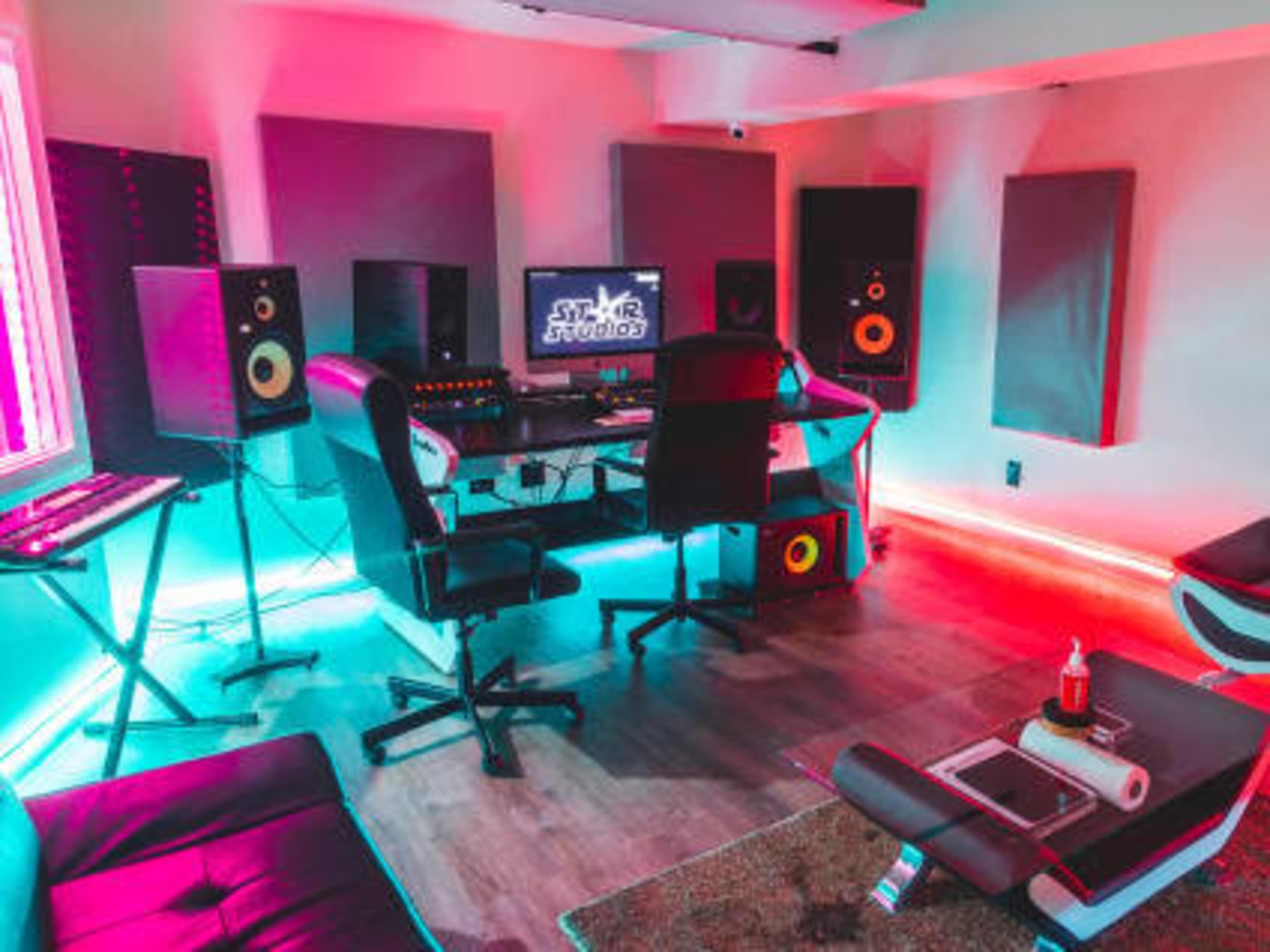 Platinum Recording Studio Space
