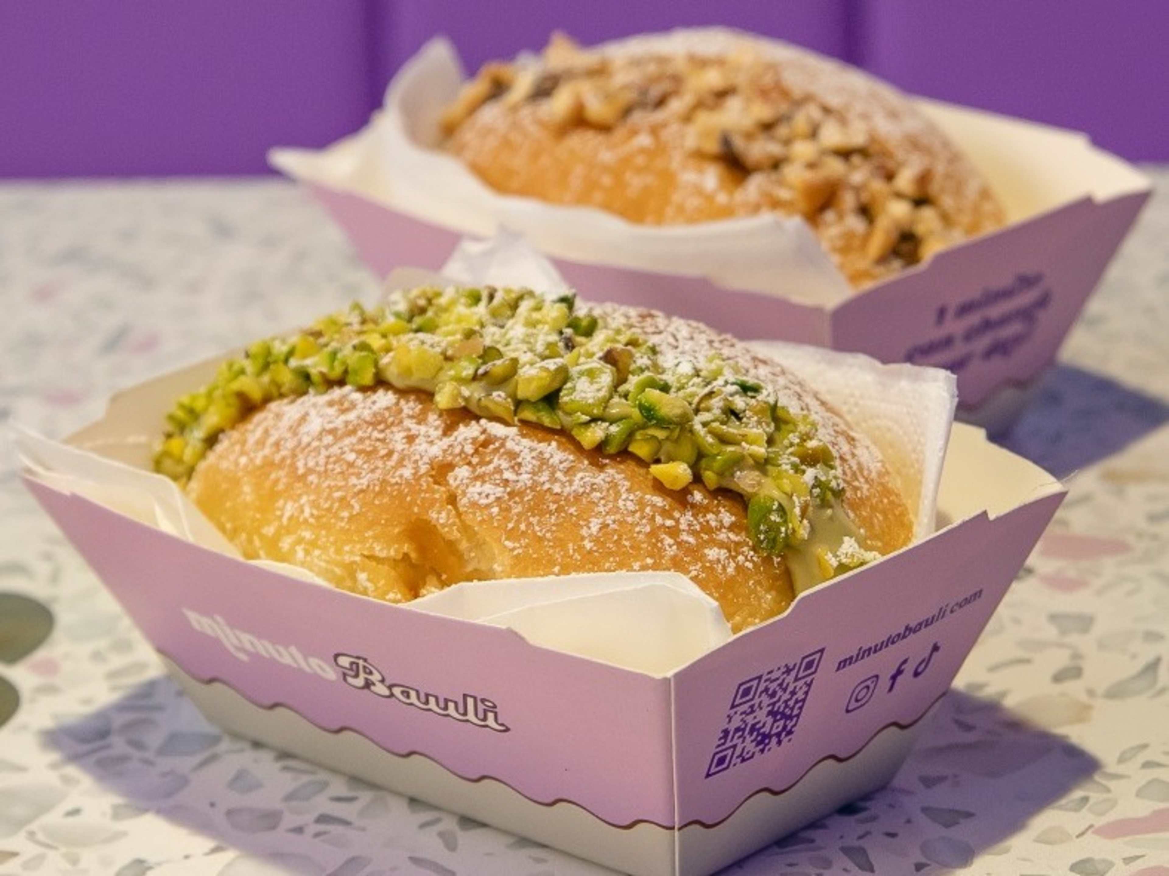 Italian Sweet Bun service