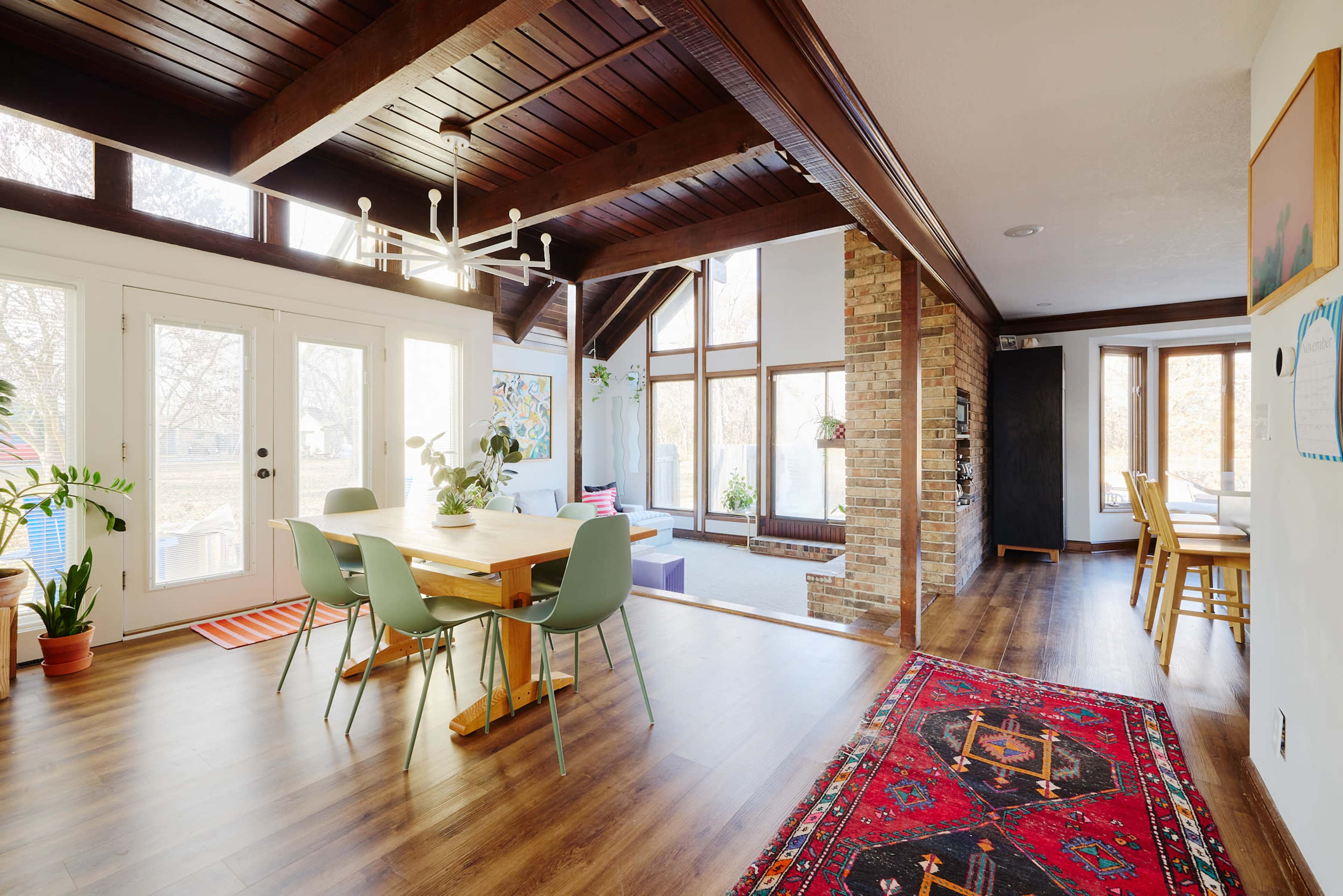 World Cup Luxury! Mid Century home/salt water pool Image in Highview Estates, Kansas City, MO