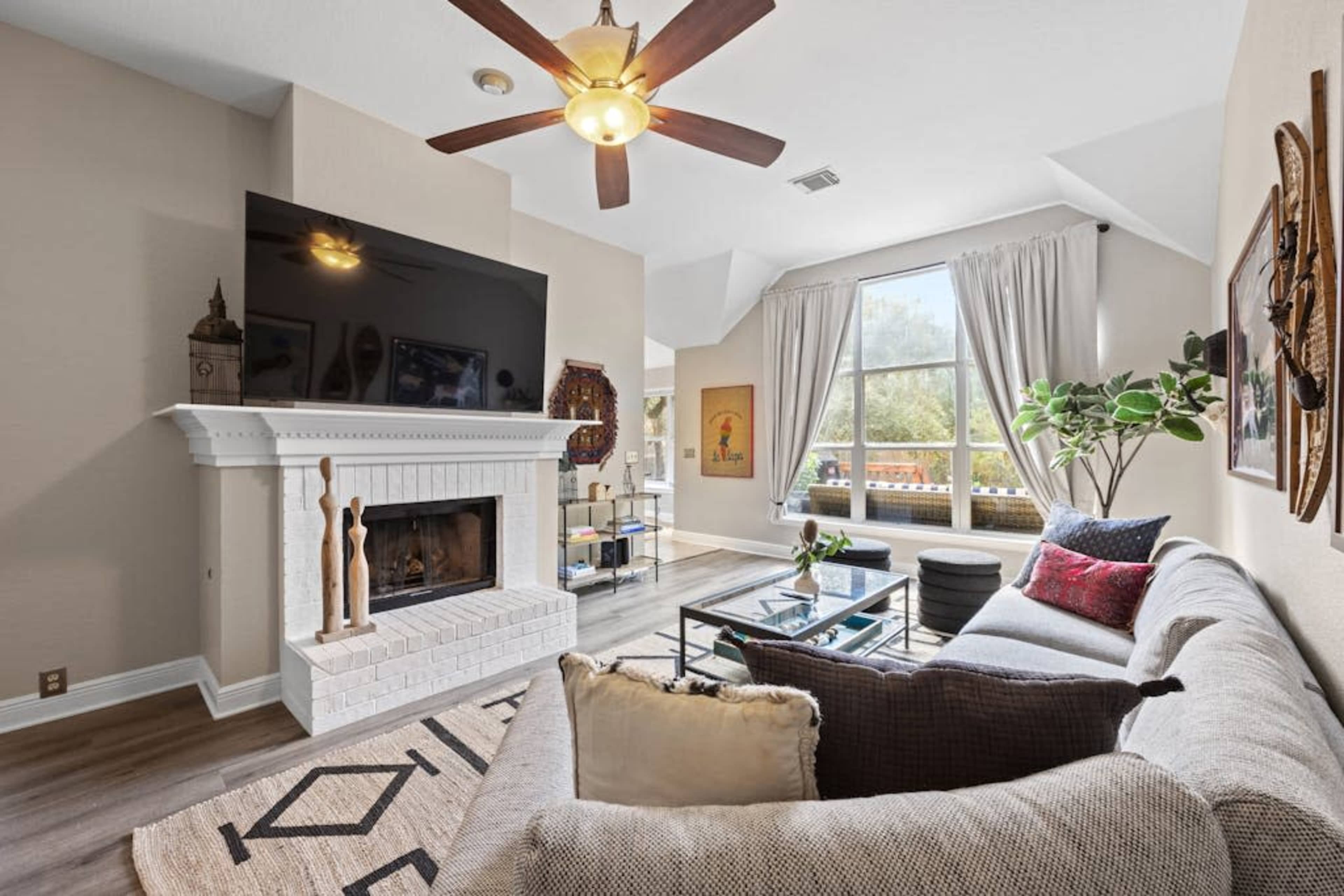 Versatile, Art-Filled Retreat for Events, Productions & Gatherings Image in , Cedar Park, TX