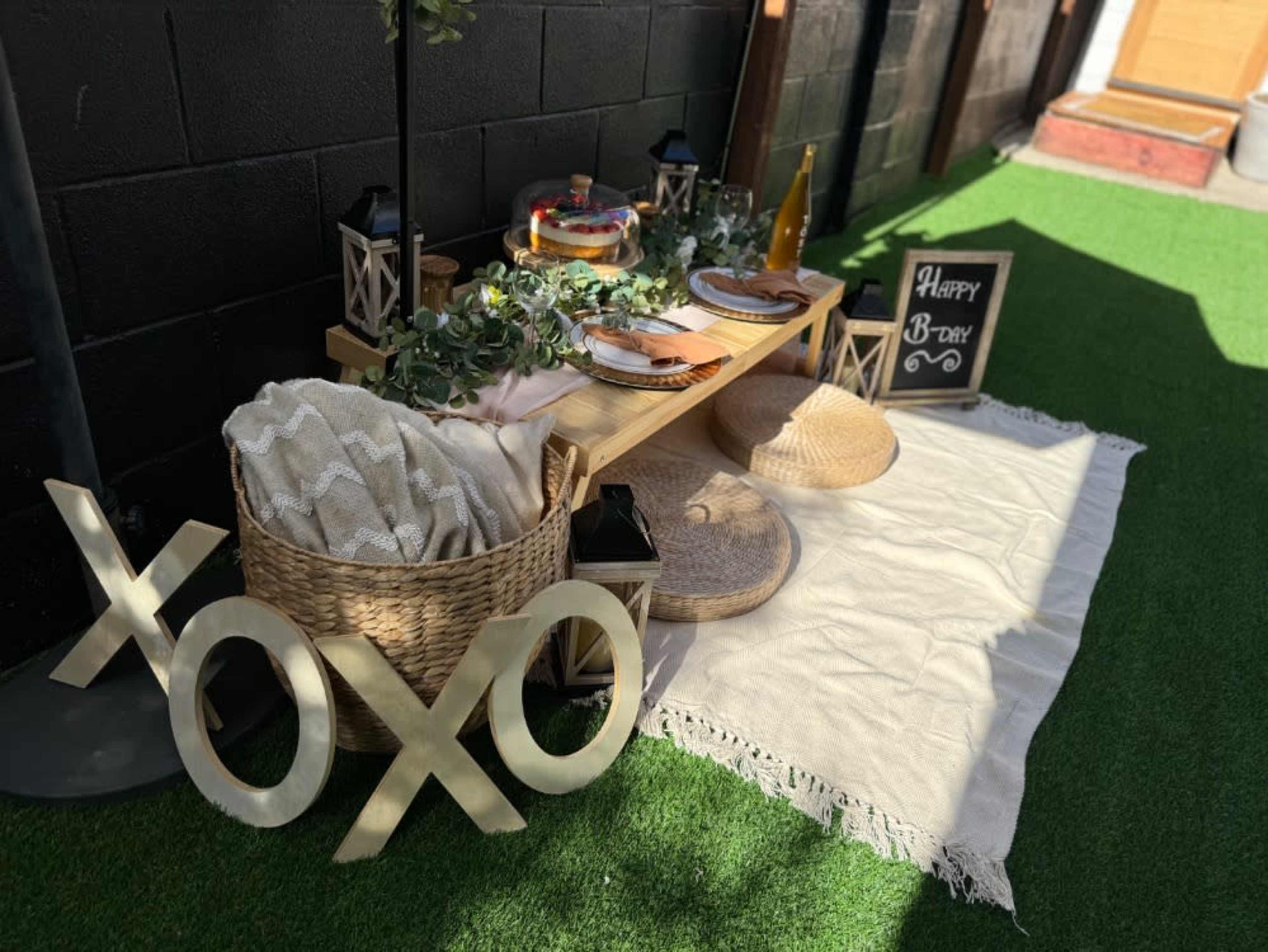 Romantic Picnic Package