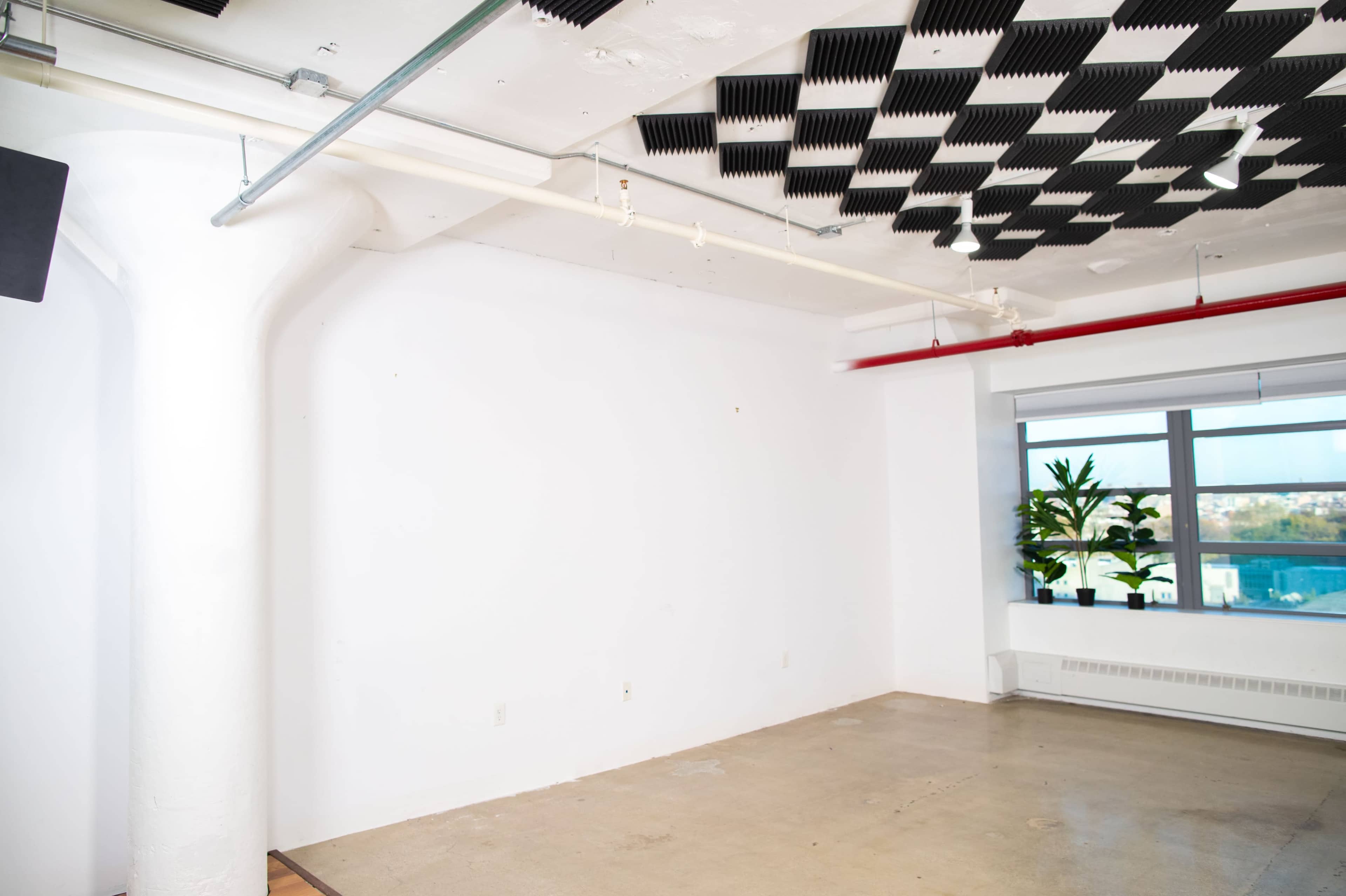 Brooklyn Navy Yard Production Studio with Lighting, Sound, Cameras and Free Par Image in Brooklyn Navy Yard, Brooklyn, NY