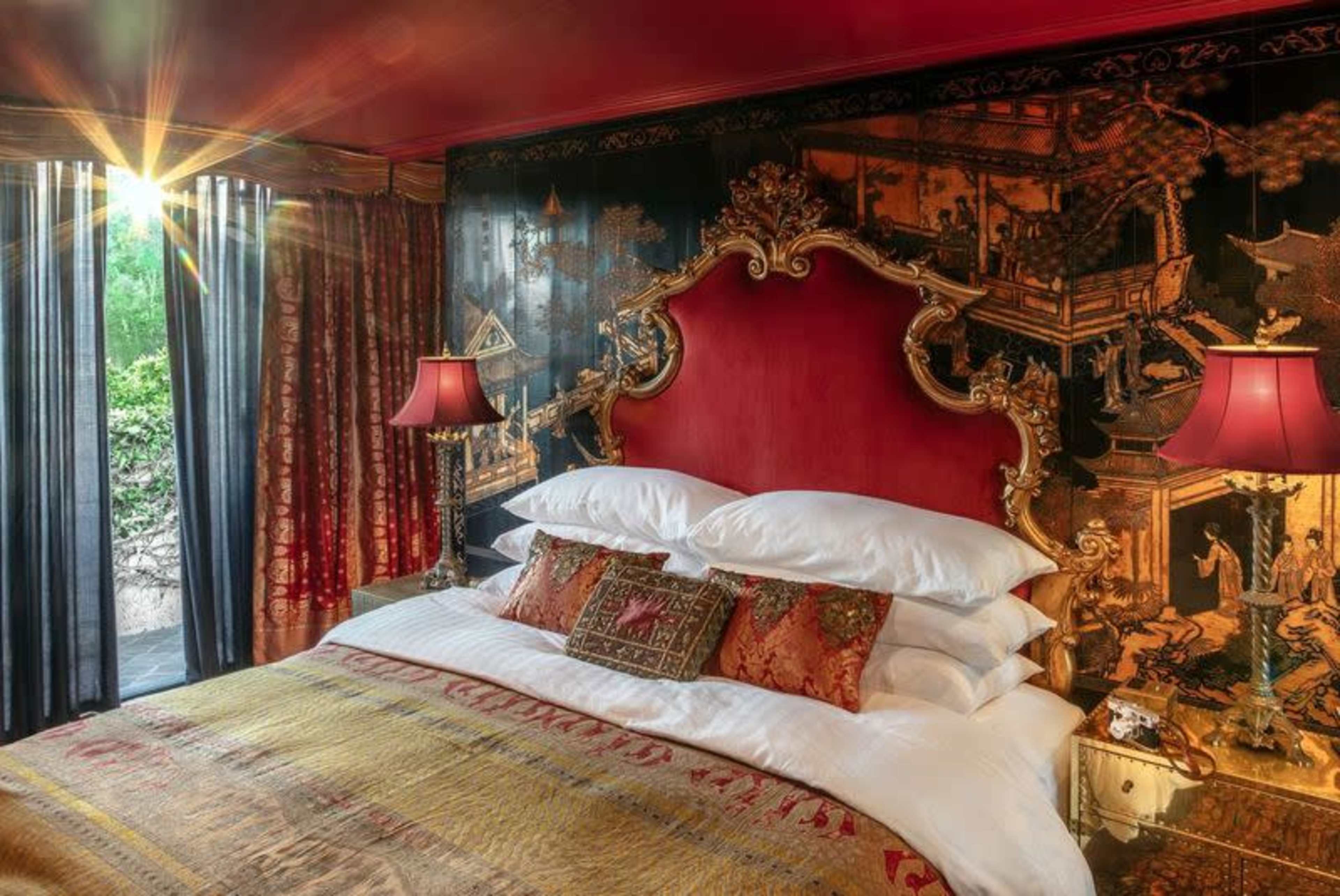 Grand Belle Suite at Petit Ermitage Image in Central LA, West Hollywood, CA