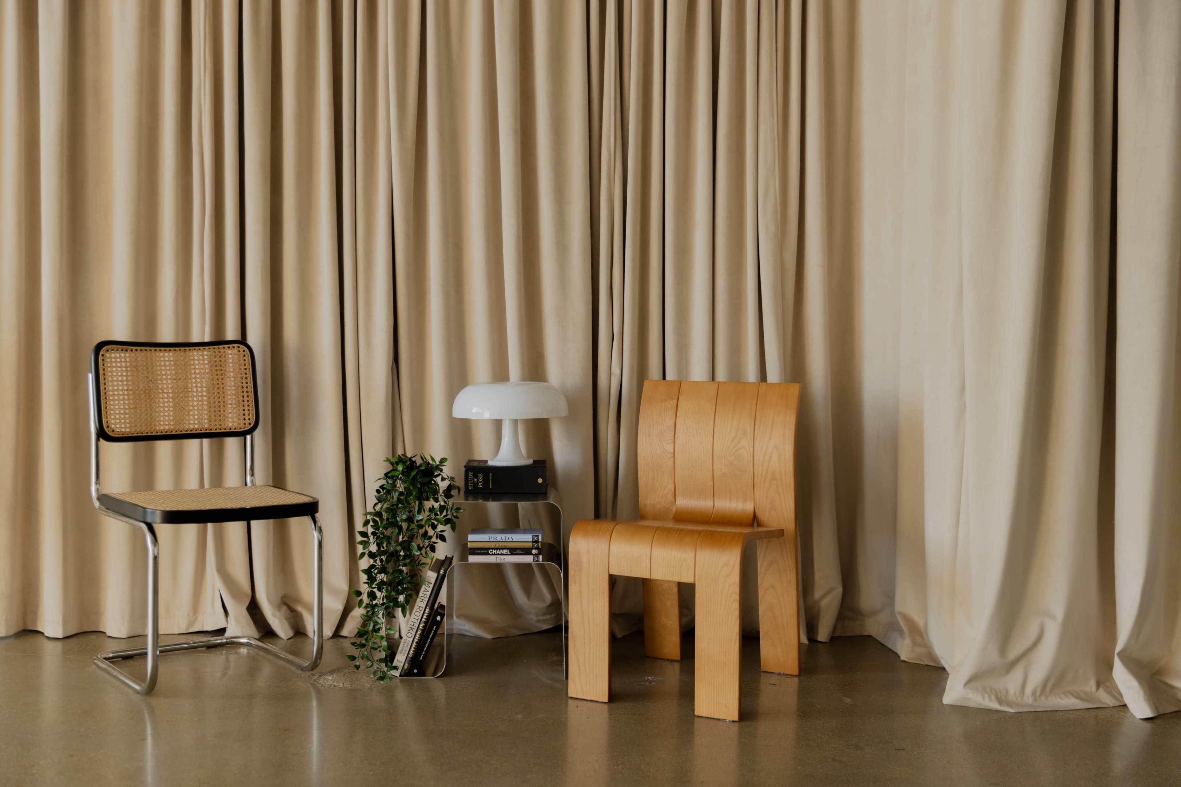 Bridgeport Natural Light Photography Studio | Mid-Century Modern Furniture | Tall Ceilings | South-Facing Windows Image in South Side, Chicago, IL