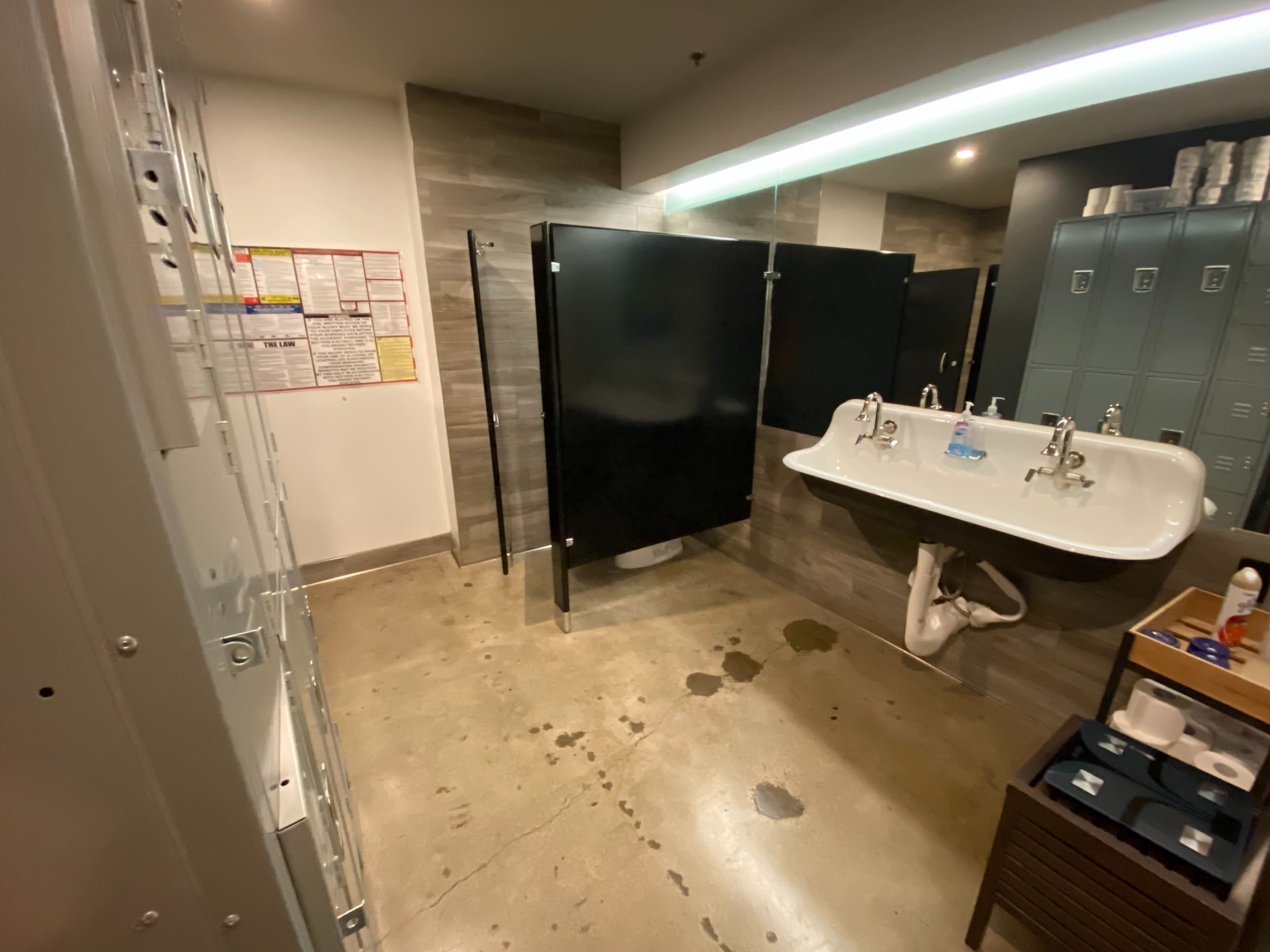 Modern Downtown Conference Room with Natural Light Image in Downtown, Boulder, CO