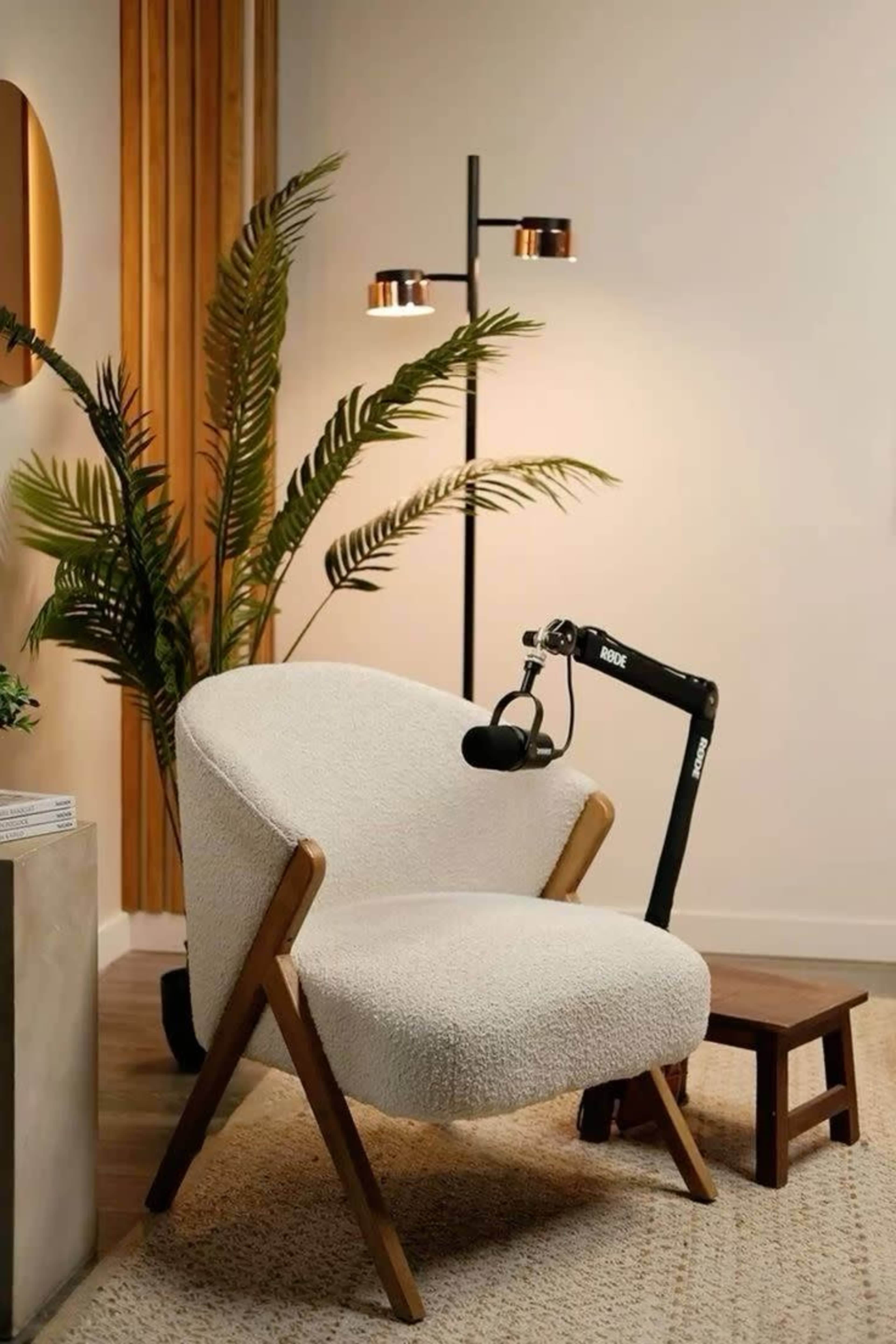 Luxury Retreat Steps to Beach & Shops Image in Hermosa Beach, Manhattan Beach, CA