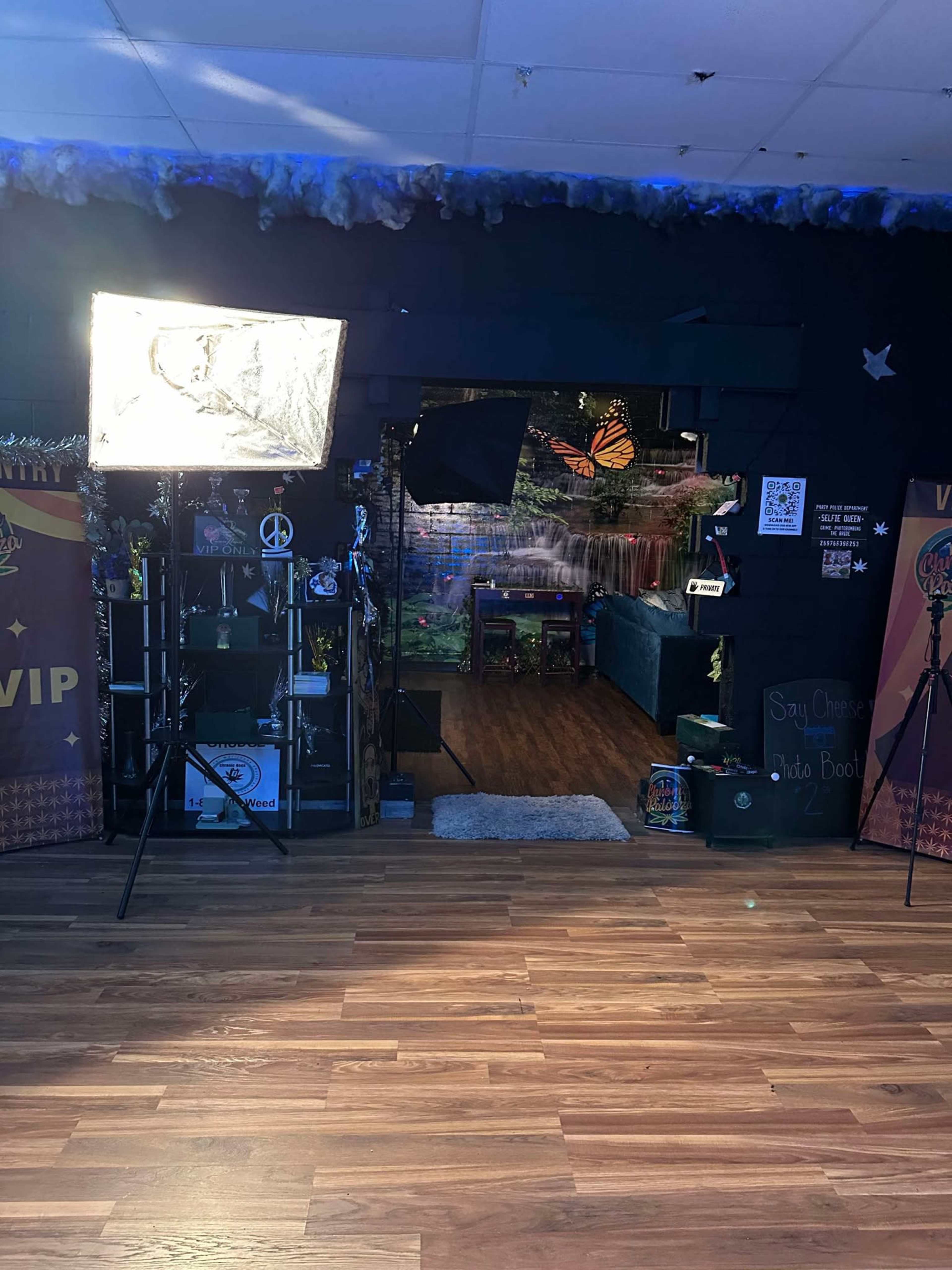 urban, chronic lounge, unique atmosphere Image in Hilldale, OKLAHOMA CITY, OK