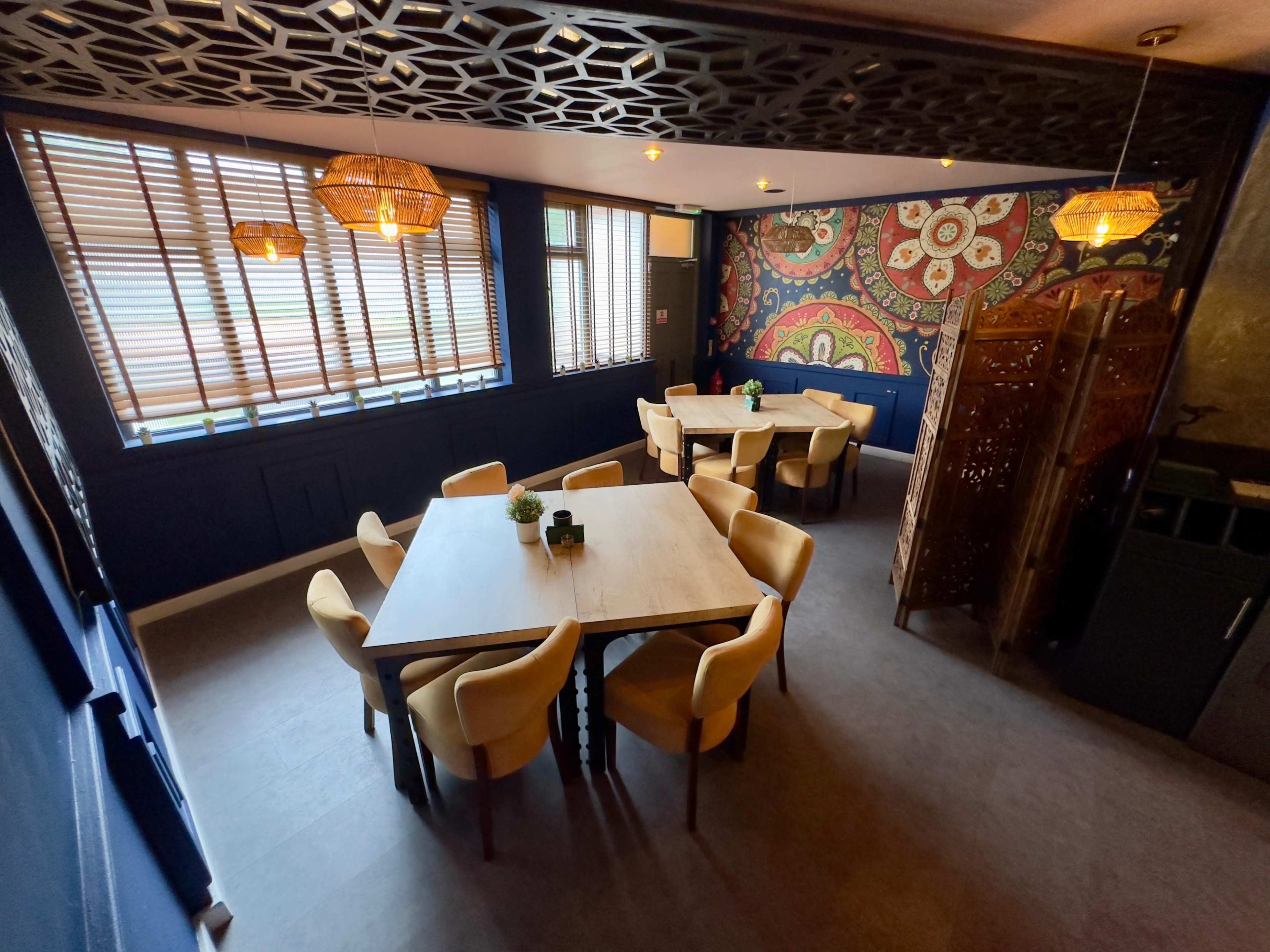 Modern Chic Restaurant Space Central London Image in London, London, ENG