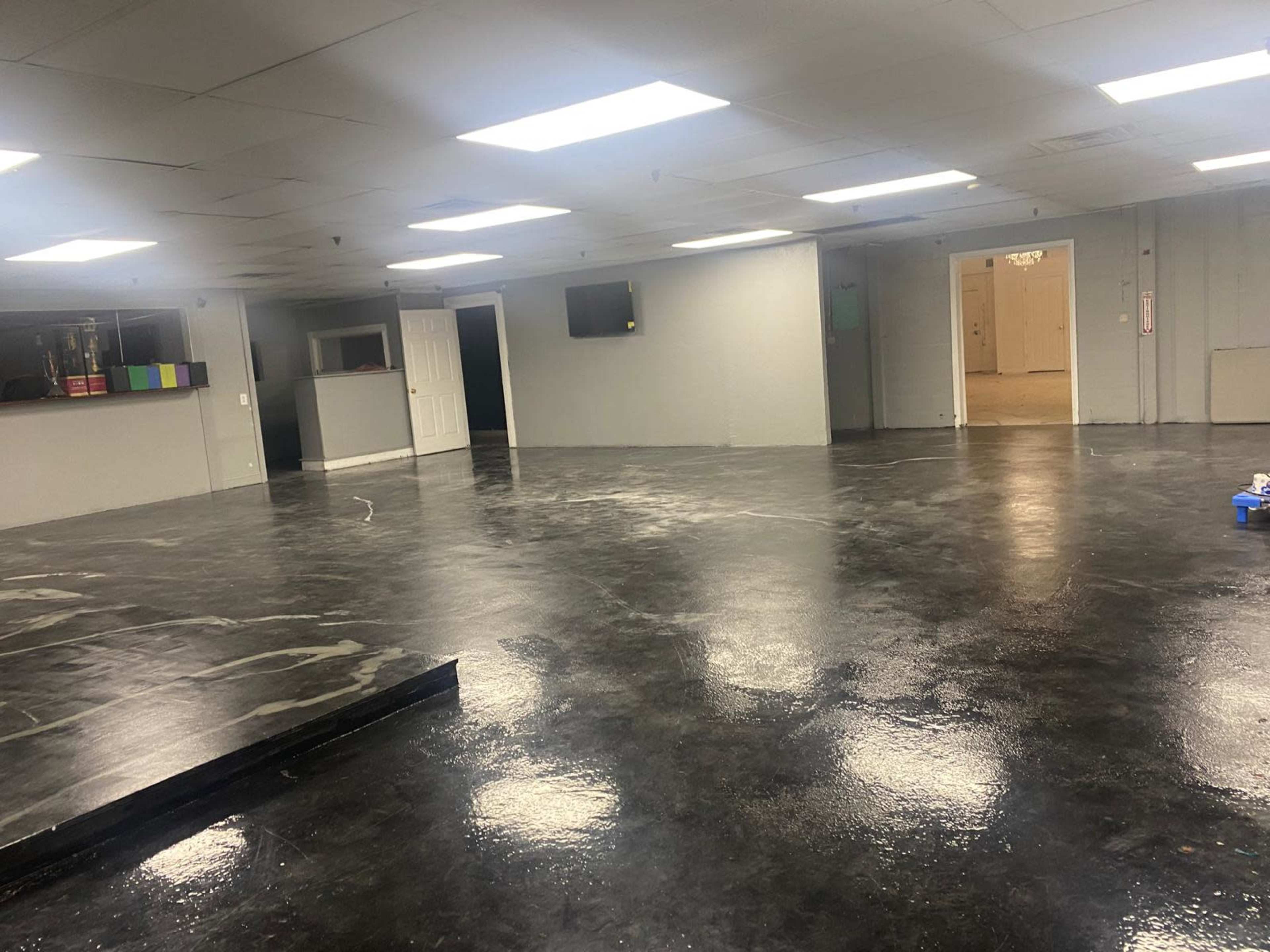 Roomy Lakeland Venue with Three Unique Spaces Image in Shore Acres, Lakeland, FL