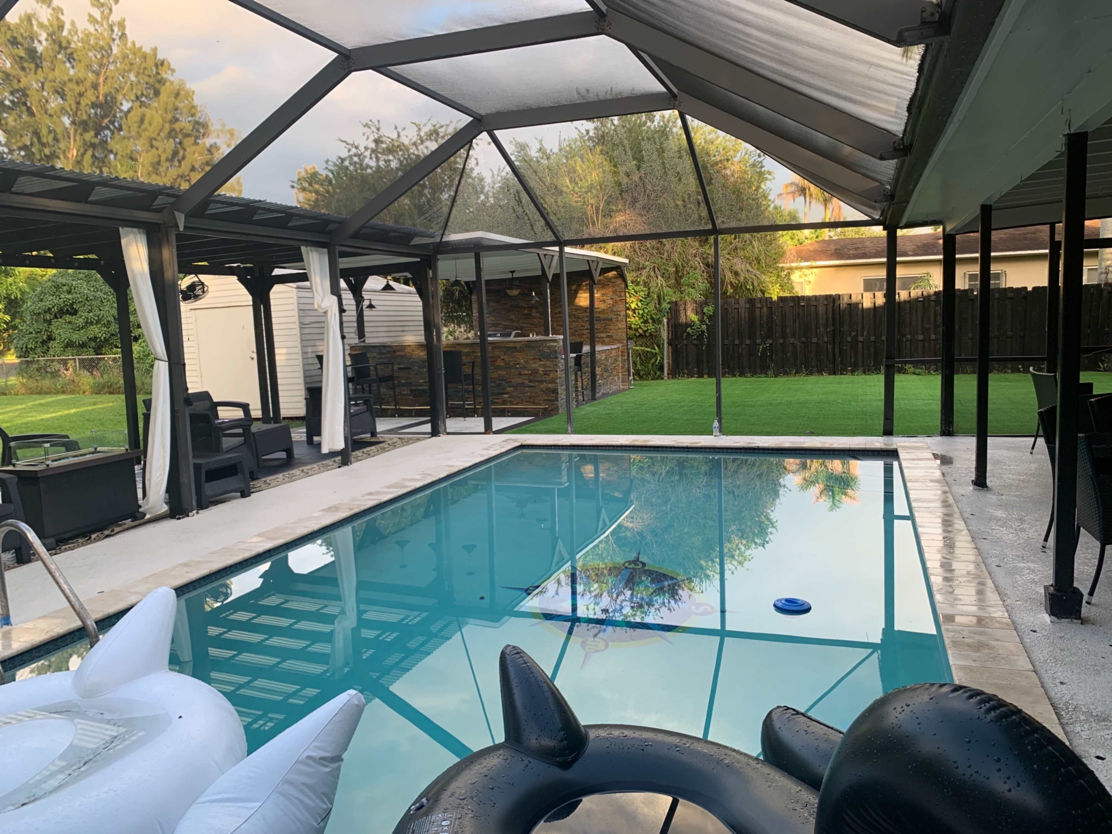 Perfect Outdoor Event Space with Pool & Full Kitchen! Image in , Miami, FL