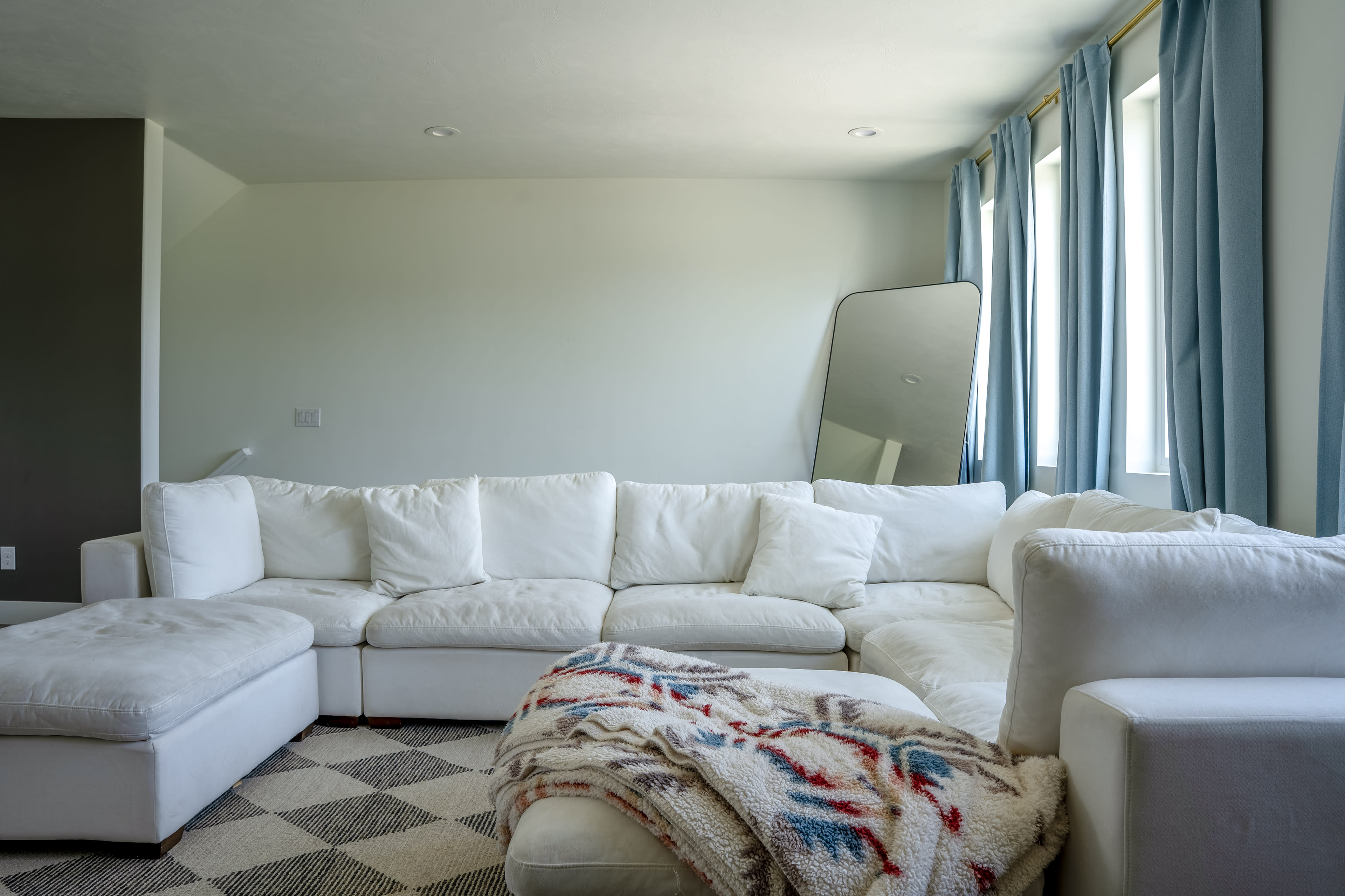 Modern Urban Townhome with Natural Light Image in American Fork, American Fork, UT